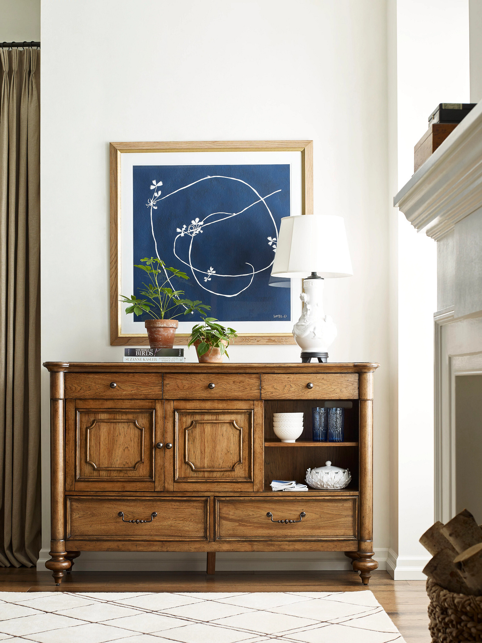 Berkshire Ervin Leg Wood Extendable Dining Room Set