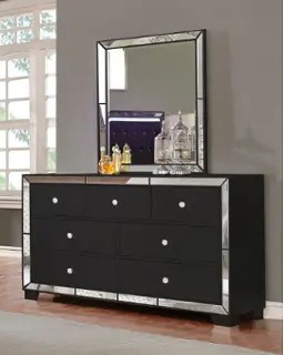 SM Nella Wood Dresser w/7 Drawers
