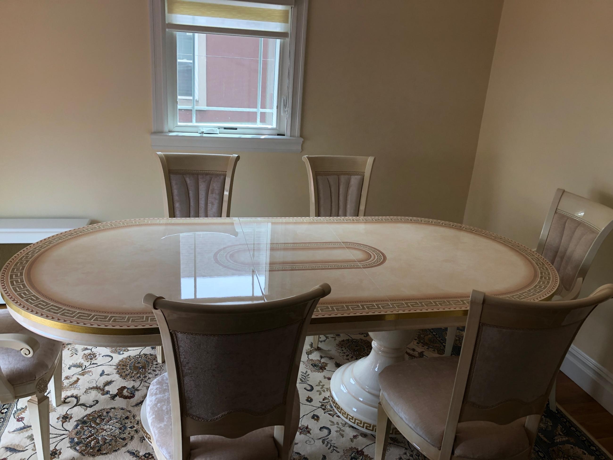 Aida Wood Extendable Dining Table
