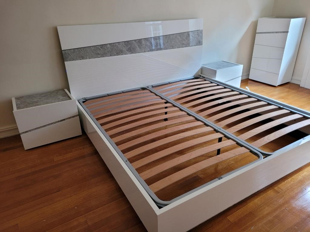Alba MDF/Marble Platform Bed w/LED Headboard, King Size