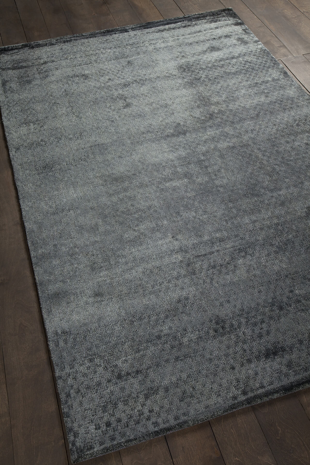 Alida Art Silk Rectangular Handmade Rug