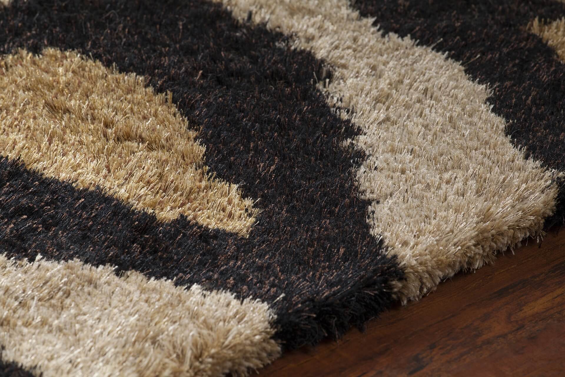 Amazon Polyester/Wool Round Handmade Rug, 7'9"