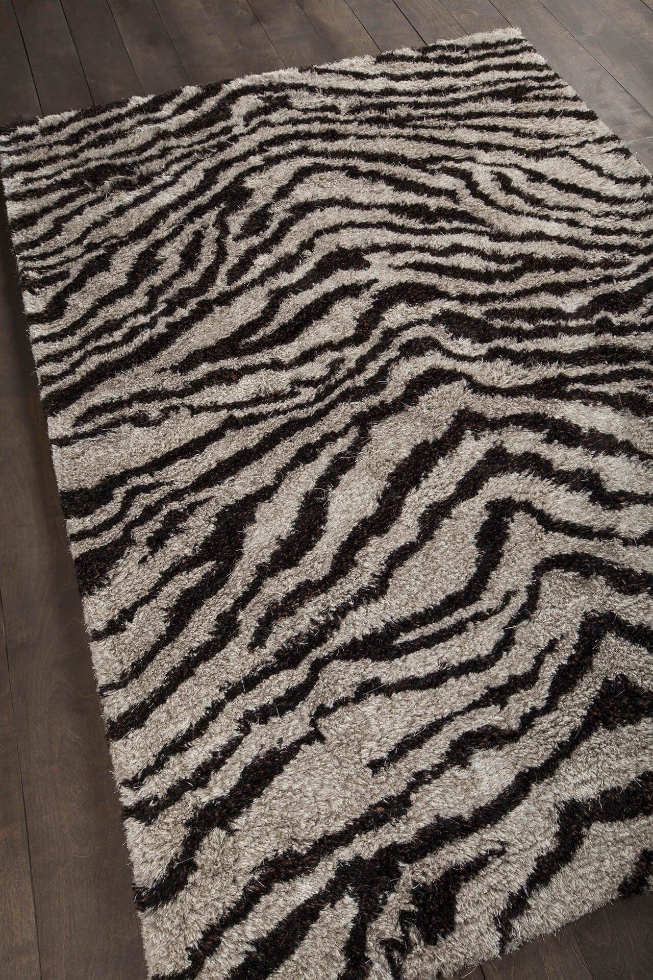 Amazon Polyester/Wool Handmade Rug