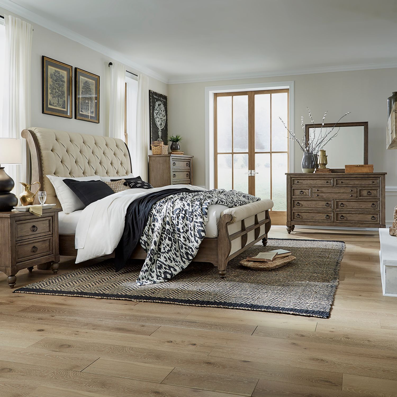 Americana Farmhouse Linen/Wood California King Size Sleigh Bed