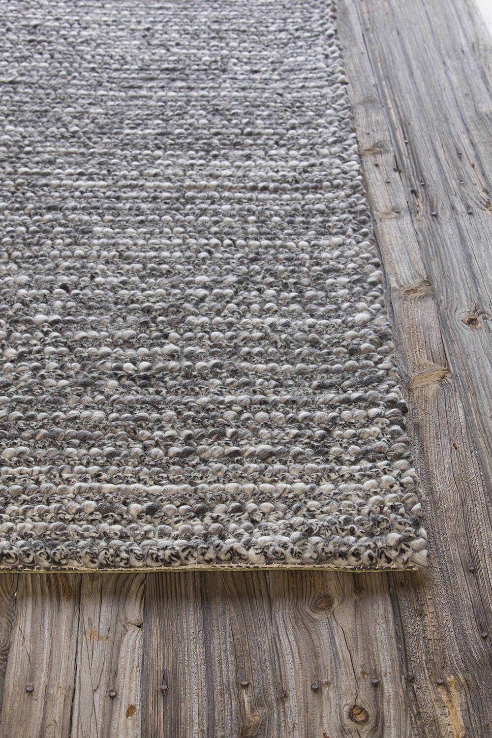 Anni New Zealand Wool Rectangular Handmade Rug, 5' x 7'6"