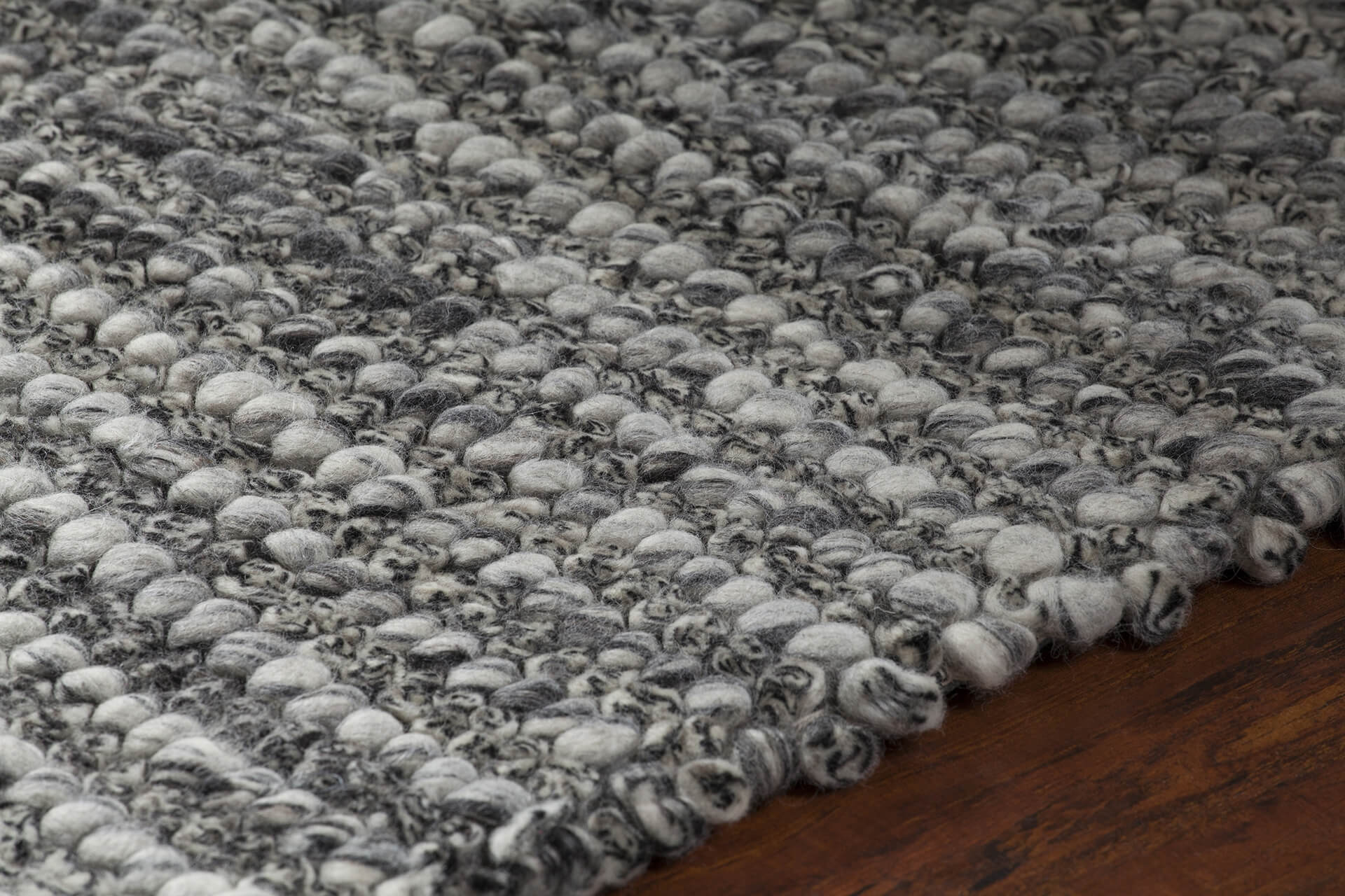 Anni New Zealand Wool Rectangular Handmade Rug, 7'9" x 10'6"
