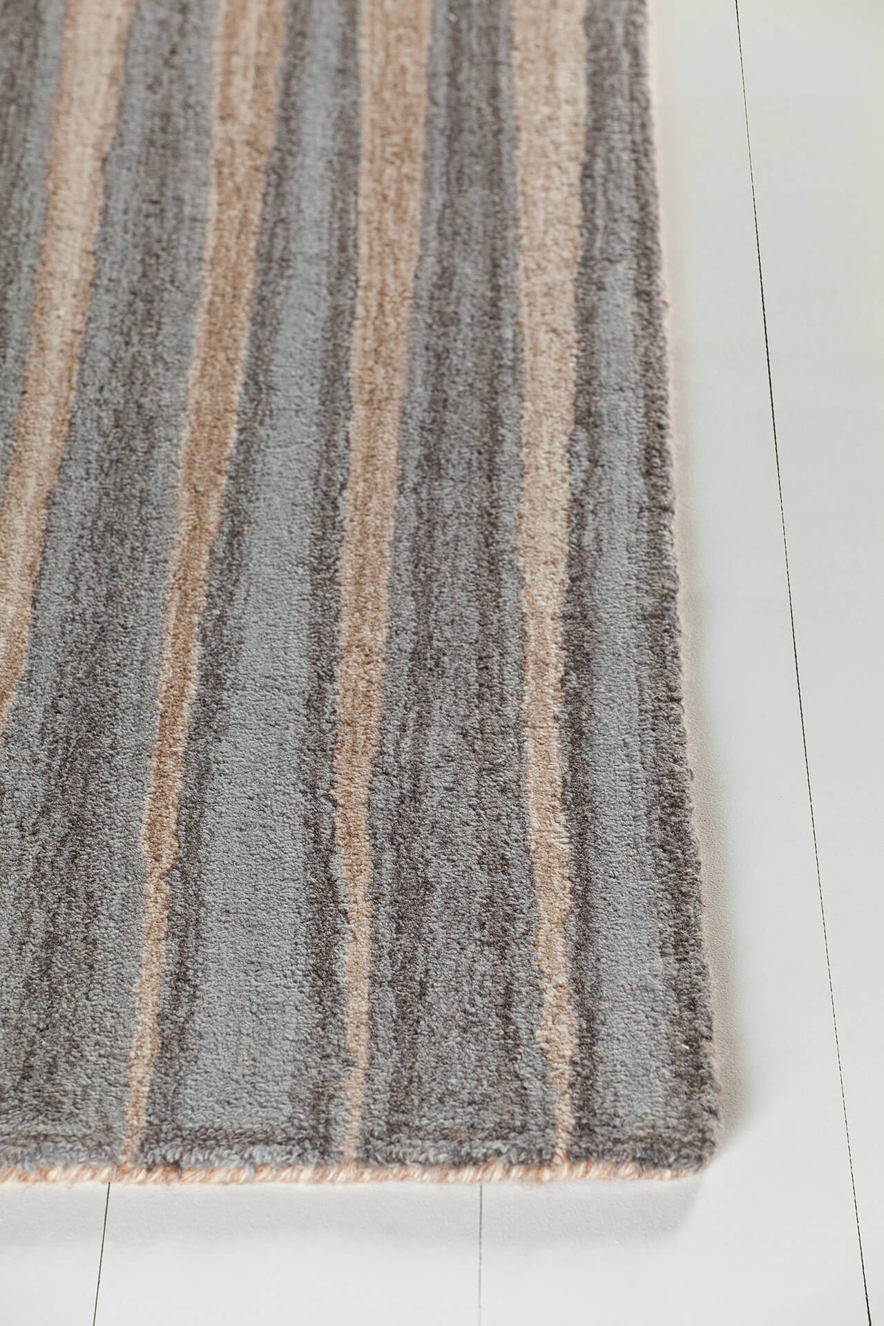 Anya Wool Rectangular Hand-tufted Rug, 5' x 7'6"