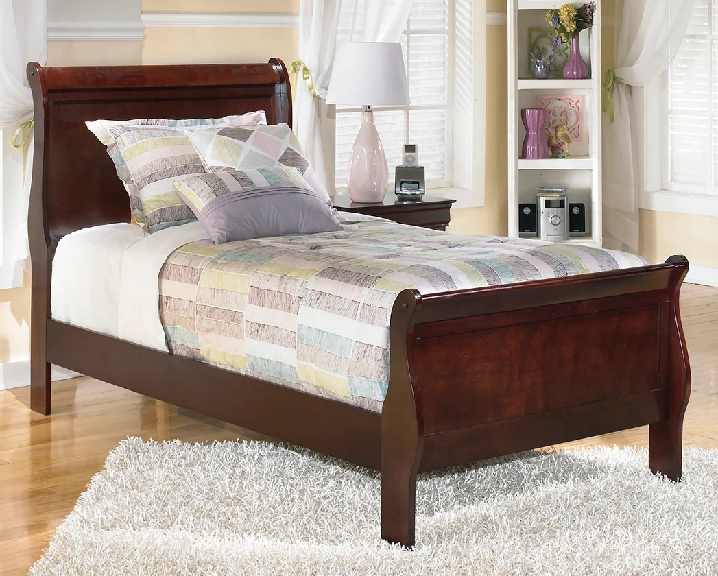 Alisdair Wood Sleigh Bed, Twin Size
