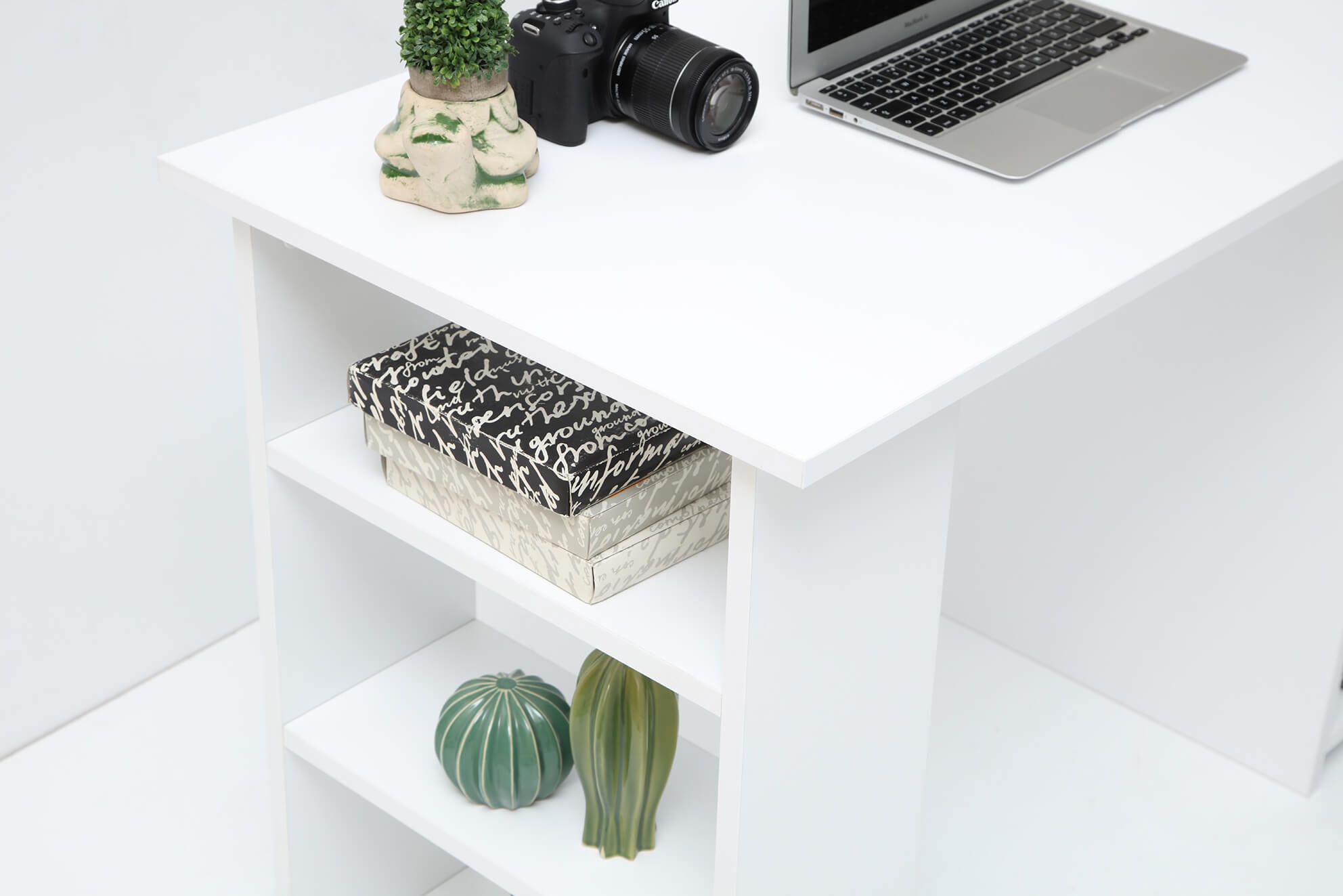 Arma Office Desk Modern Contemporary with Storage