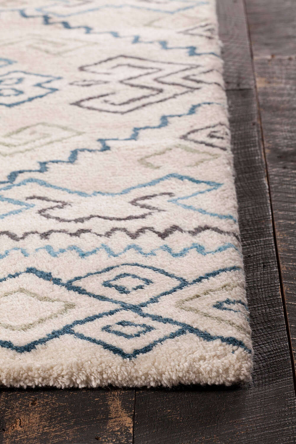 Arcon Wool Rectangular Hand-woven Rug, 5' x 7'6"