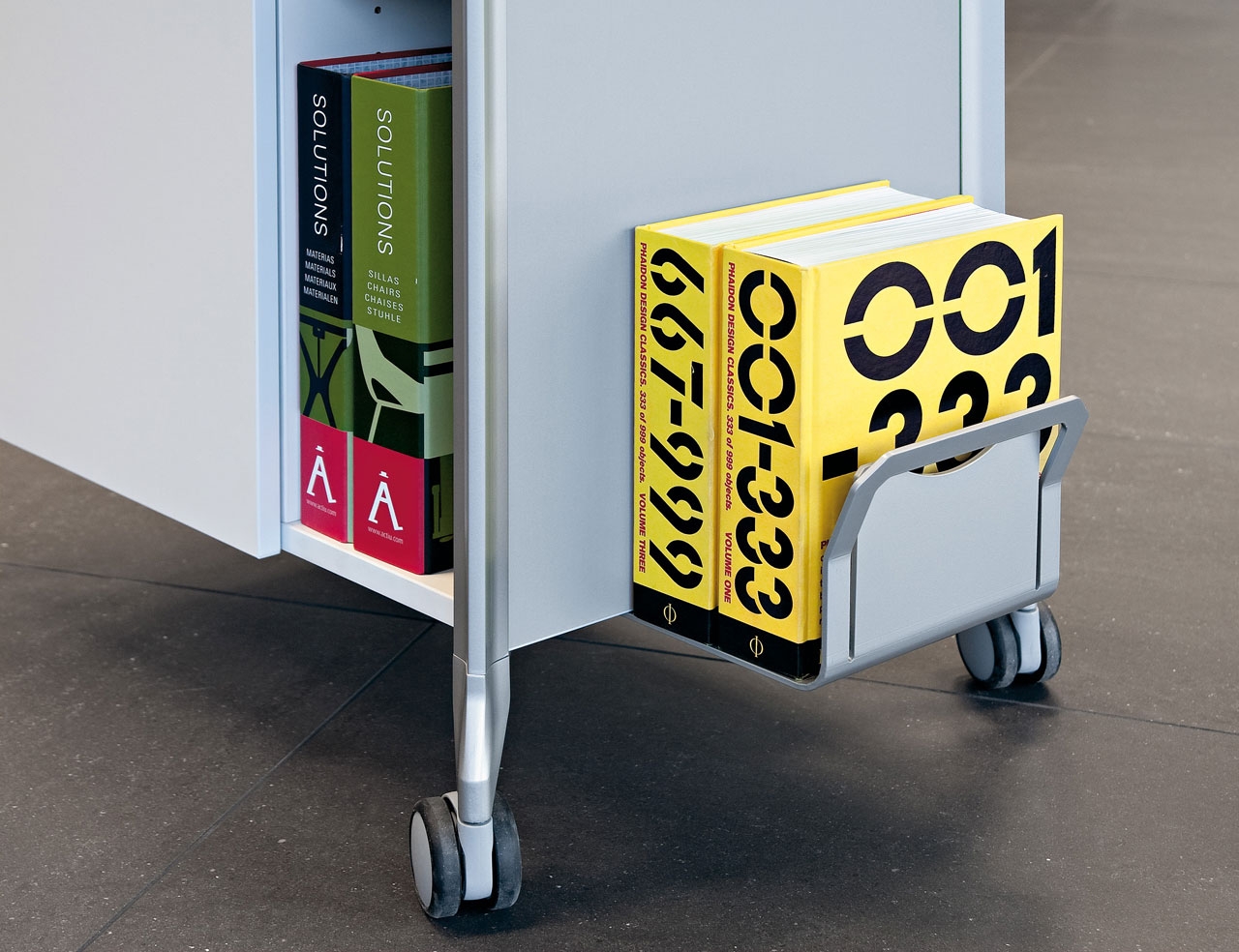 On Time 10 Mobile Storage Cabinet w/Castors