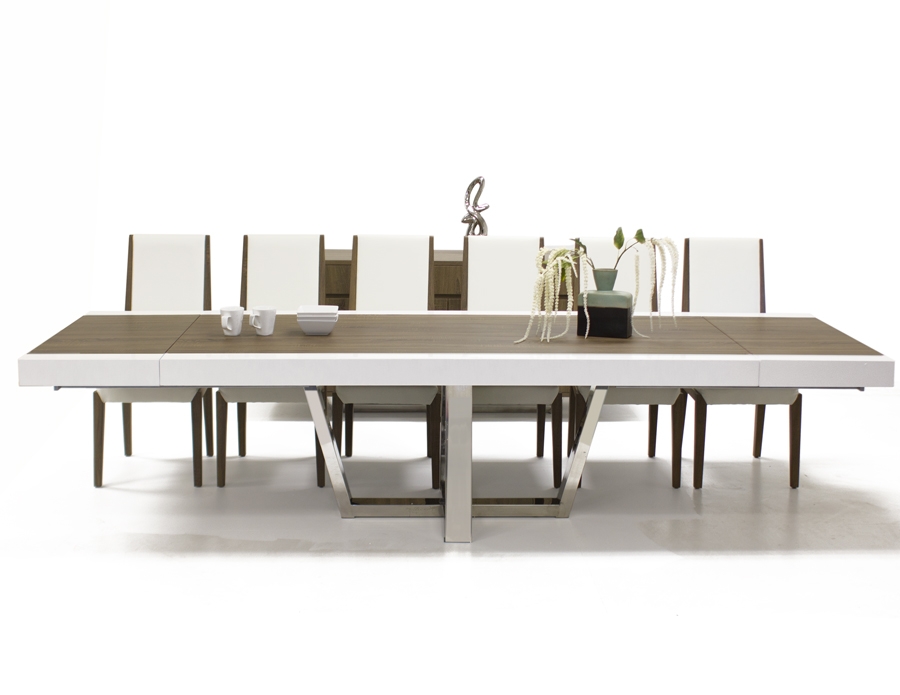 Aria Wood/Metal Extendable Dining Room Set
