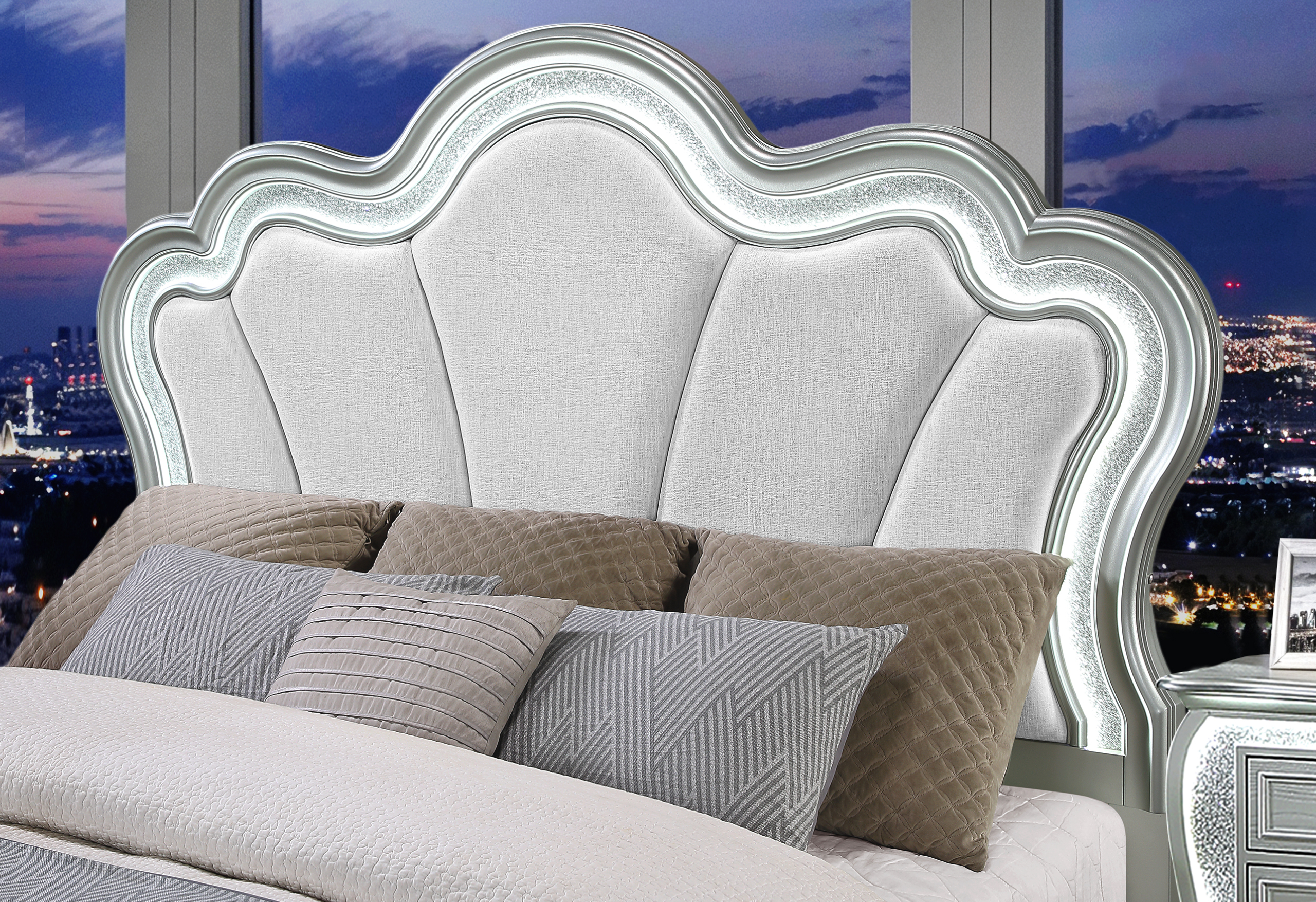 Aria Panel Bedroom Set with LED