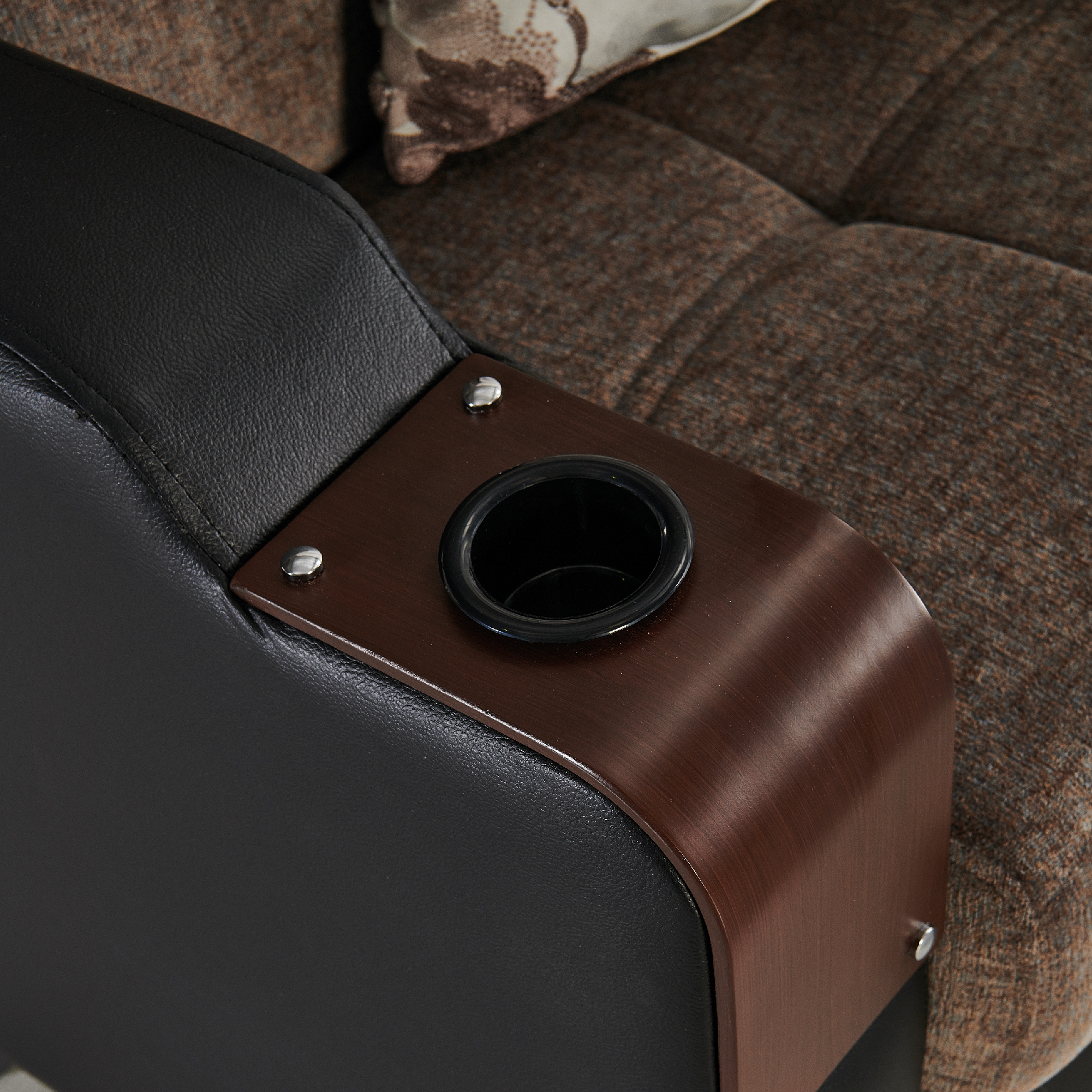 Arkansas Fabric/Leatherette Chair