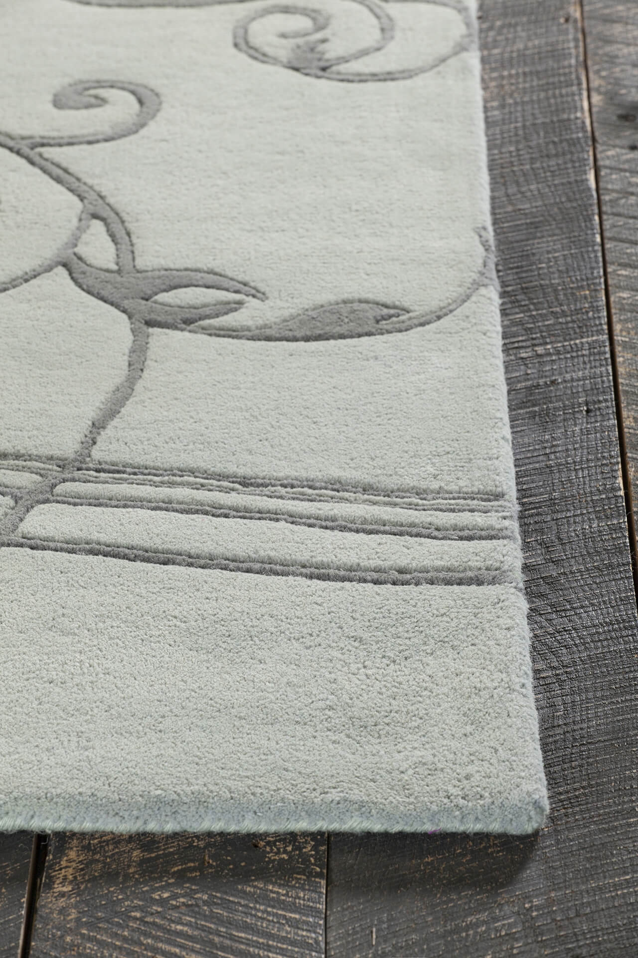 Aschera Wool Handmade Rug