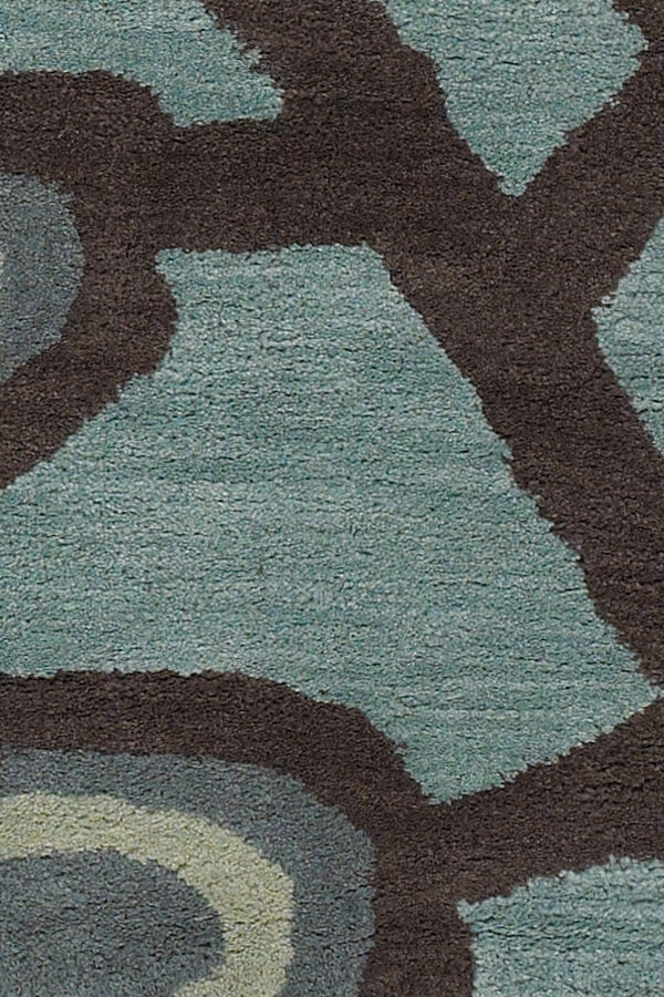 Aschera Wool Round Handmade Rug, 7'9"