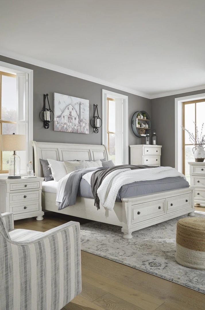 Ashley SM Robbinsdale Wood Veneer Sleigh Storage Bedroom Set