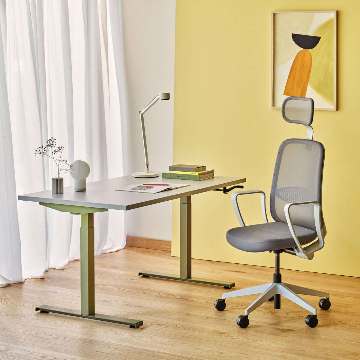 Astro Grey Chair And Viga Desk