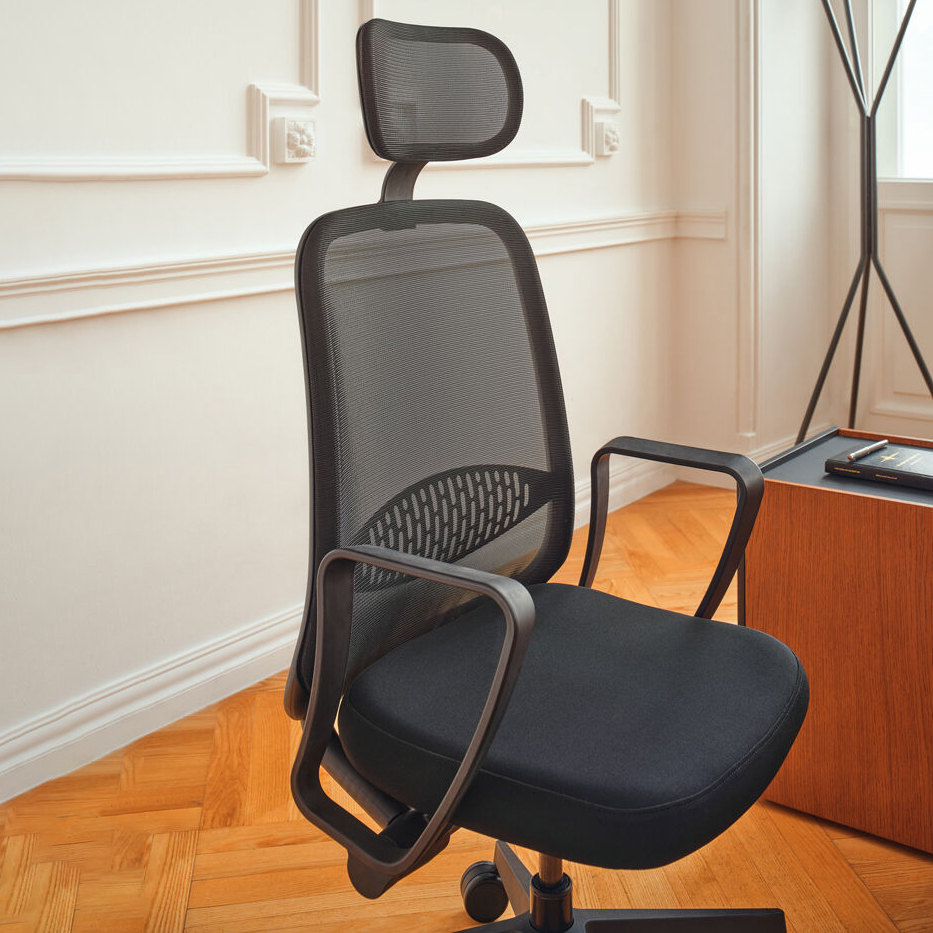 MDD Astro Black Chair