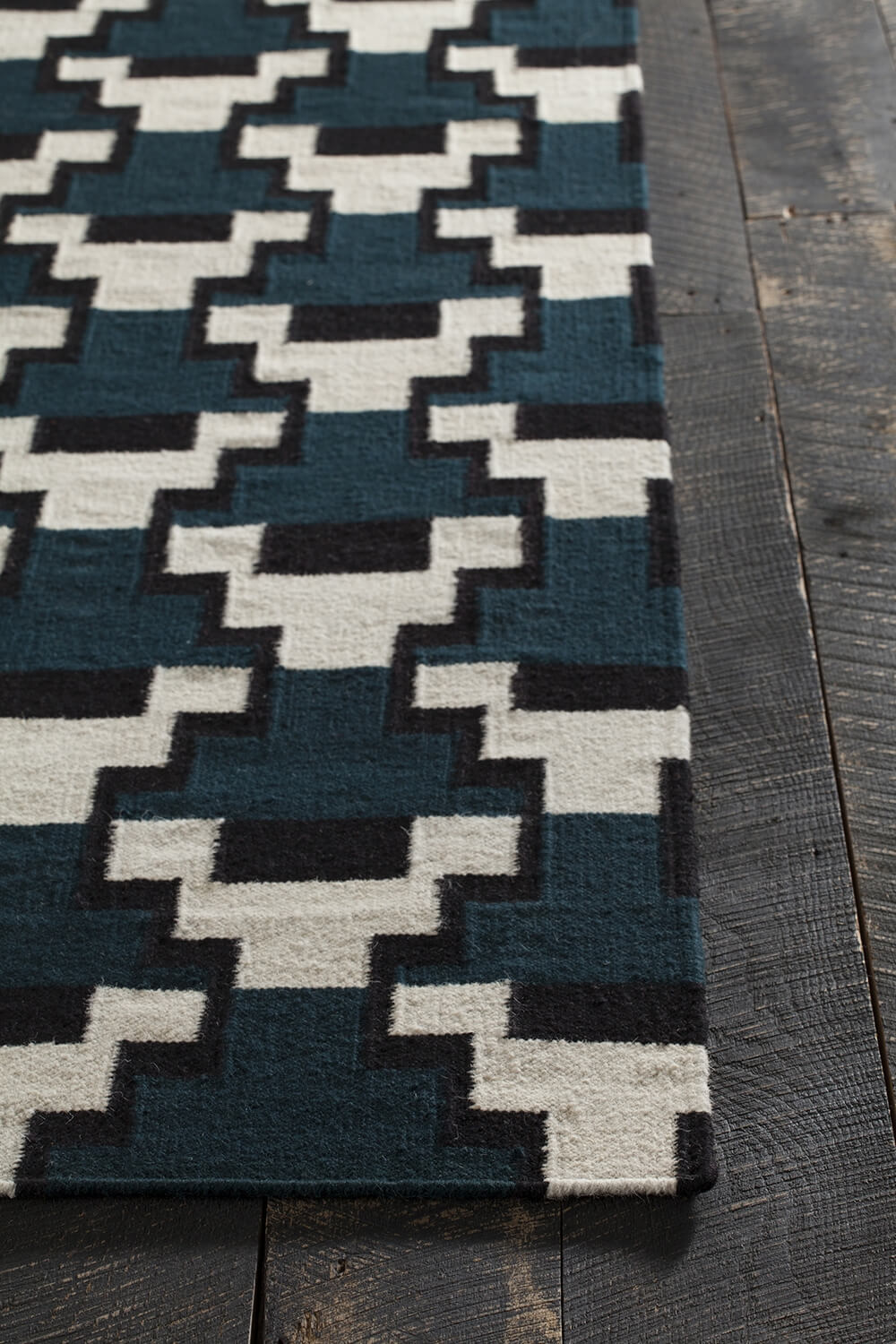 Avon Wool Rectangular Handmade Rug, 5' x 7'6"