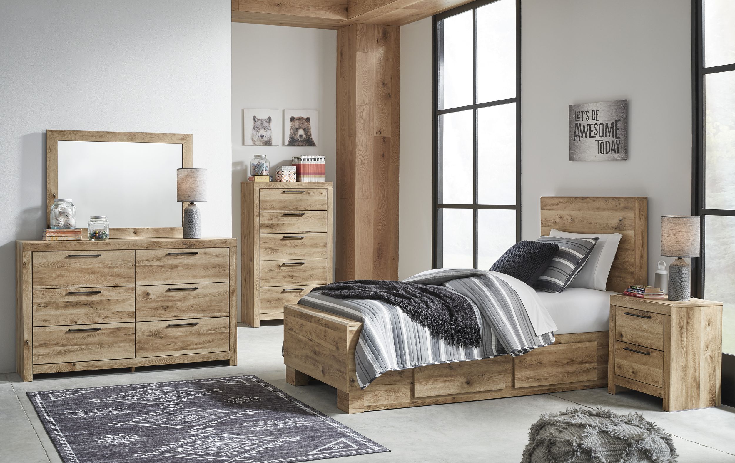 Hyanna Wood/Decorative Laminate Bedroom Set