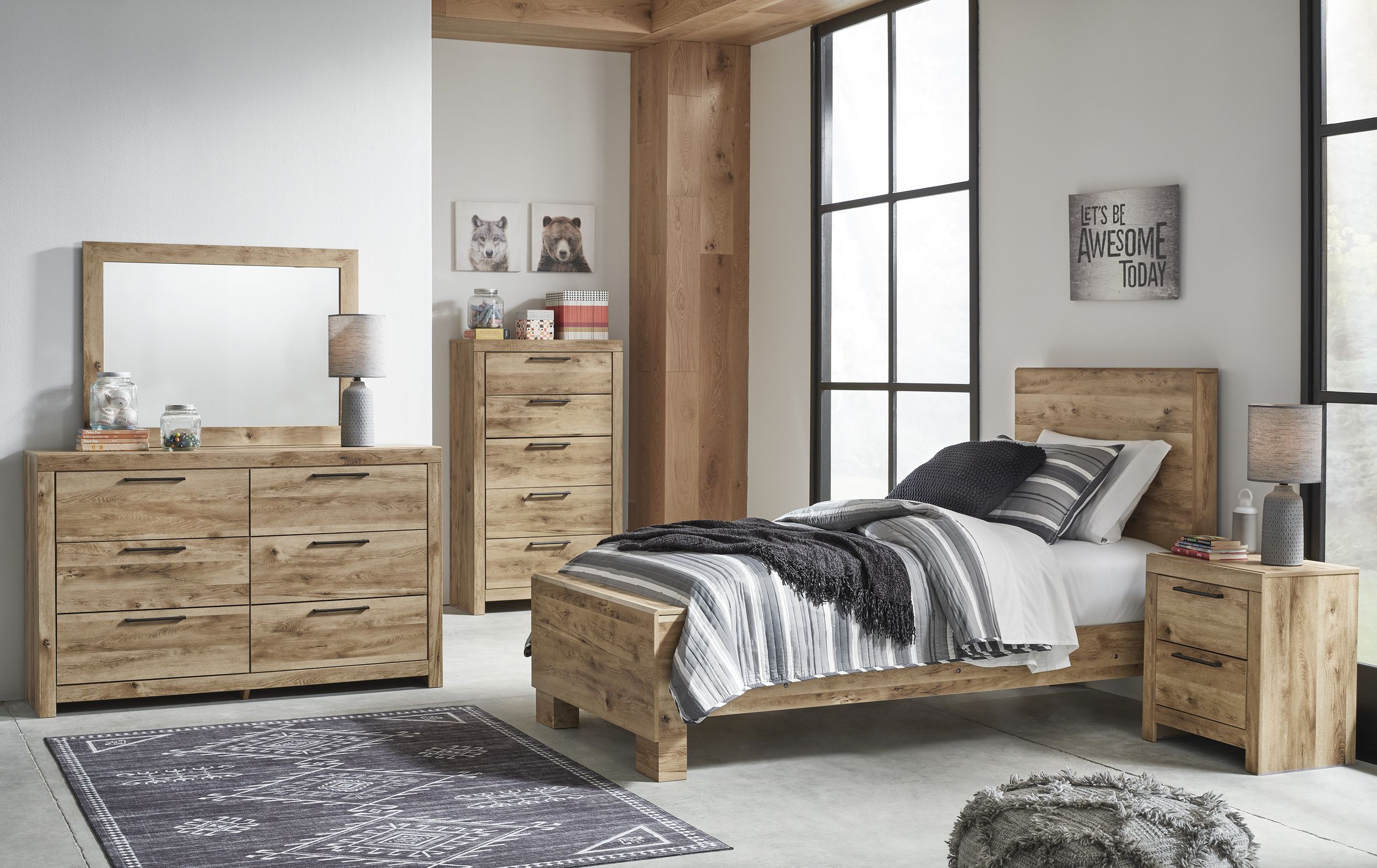 Hyanna Wood/Decorative Laminate Bedroom Set