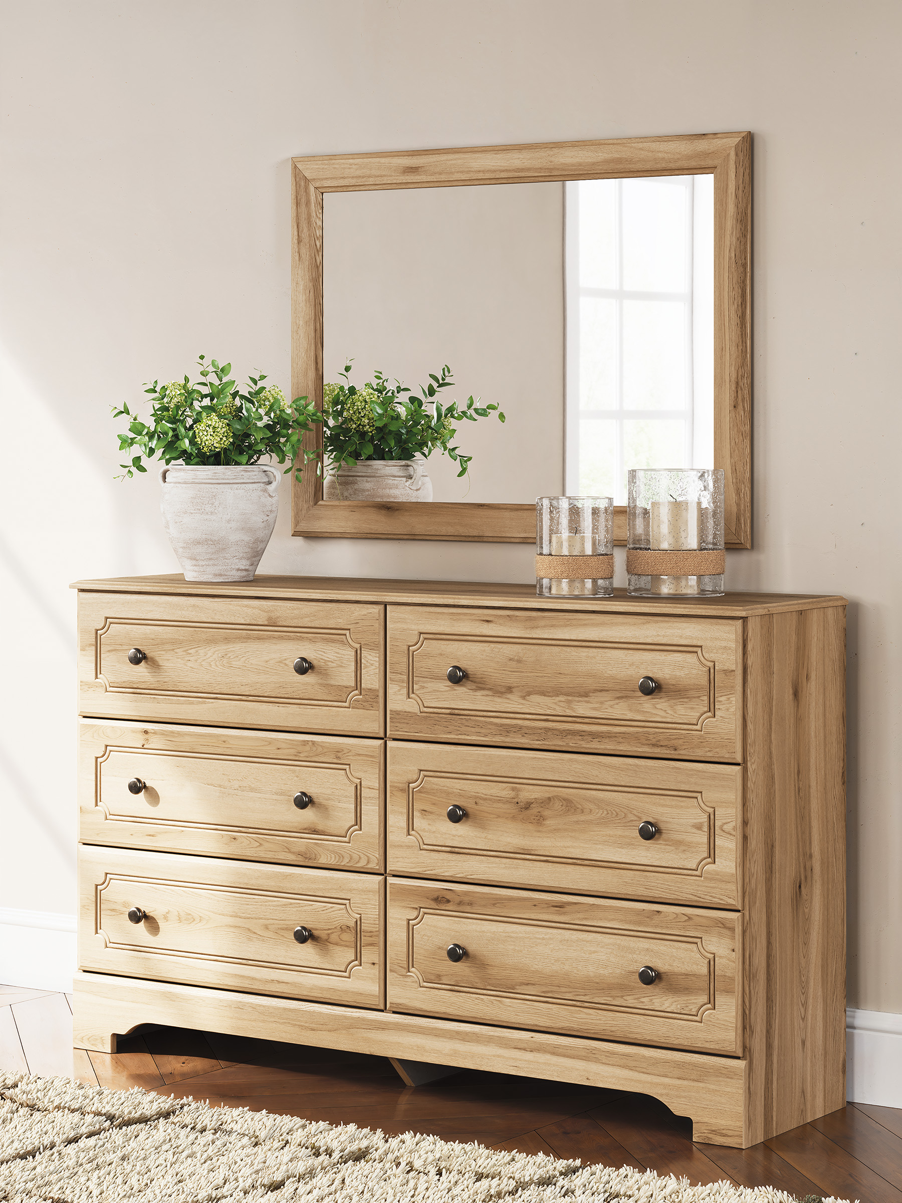 Aleaport MDF/Plywood Panel Bedroom Set