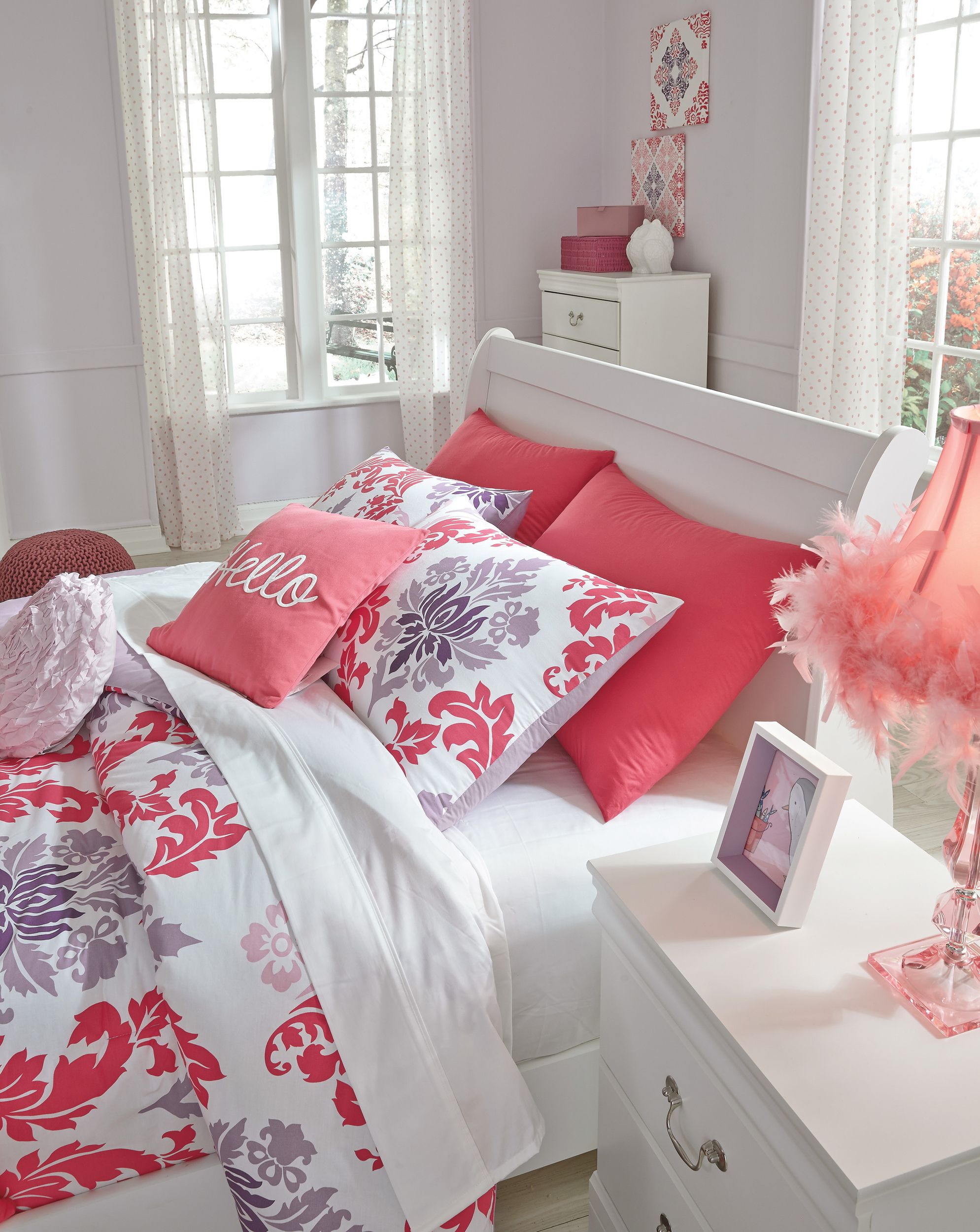 Anarasia MDF/Particleboard Bedroom Set