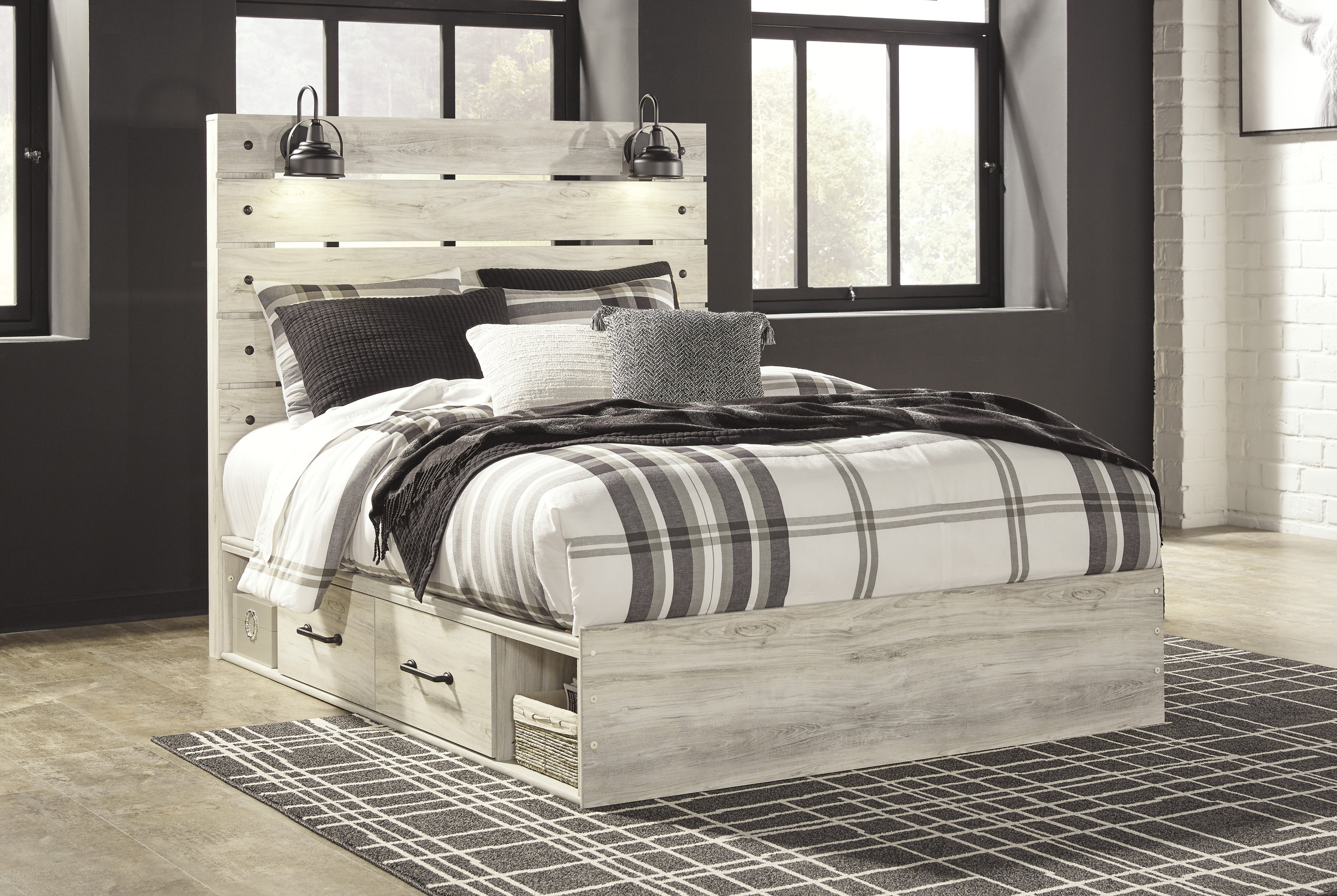 Cambeck MDF/Wood Veneer Panel Bed w/4 Drawers, Queen Size
