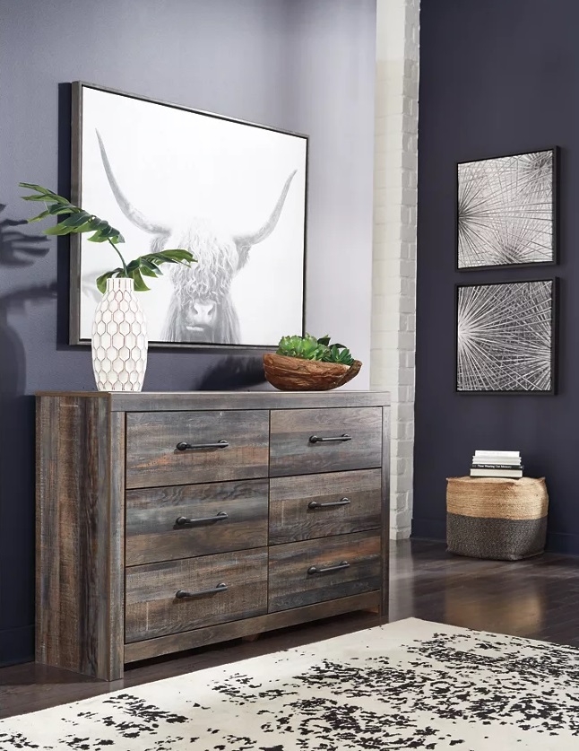 Ashley SM Drystan Wood Double Dresser w/6 Drawers
