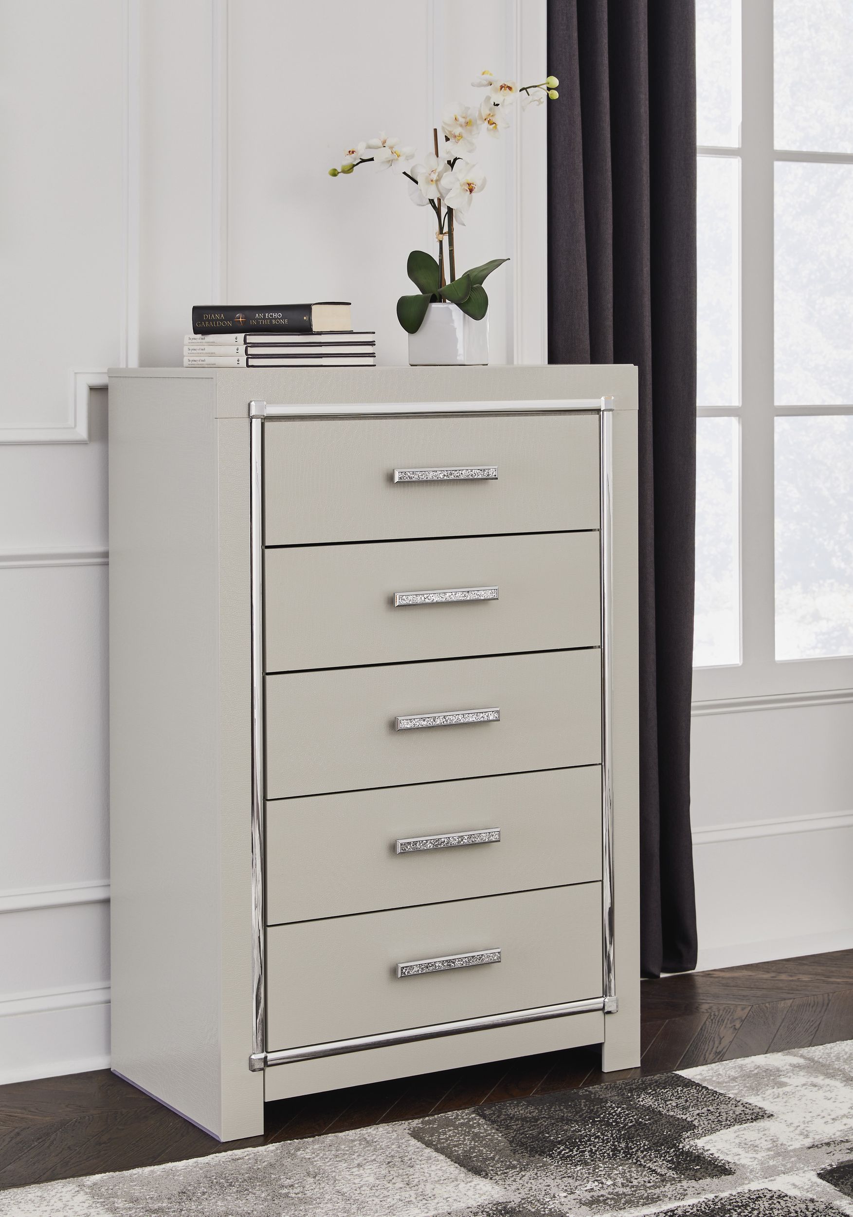 Zyniden Upholstered Panel Bedroom Set w/LED Light