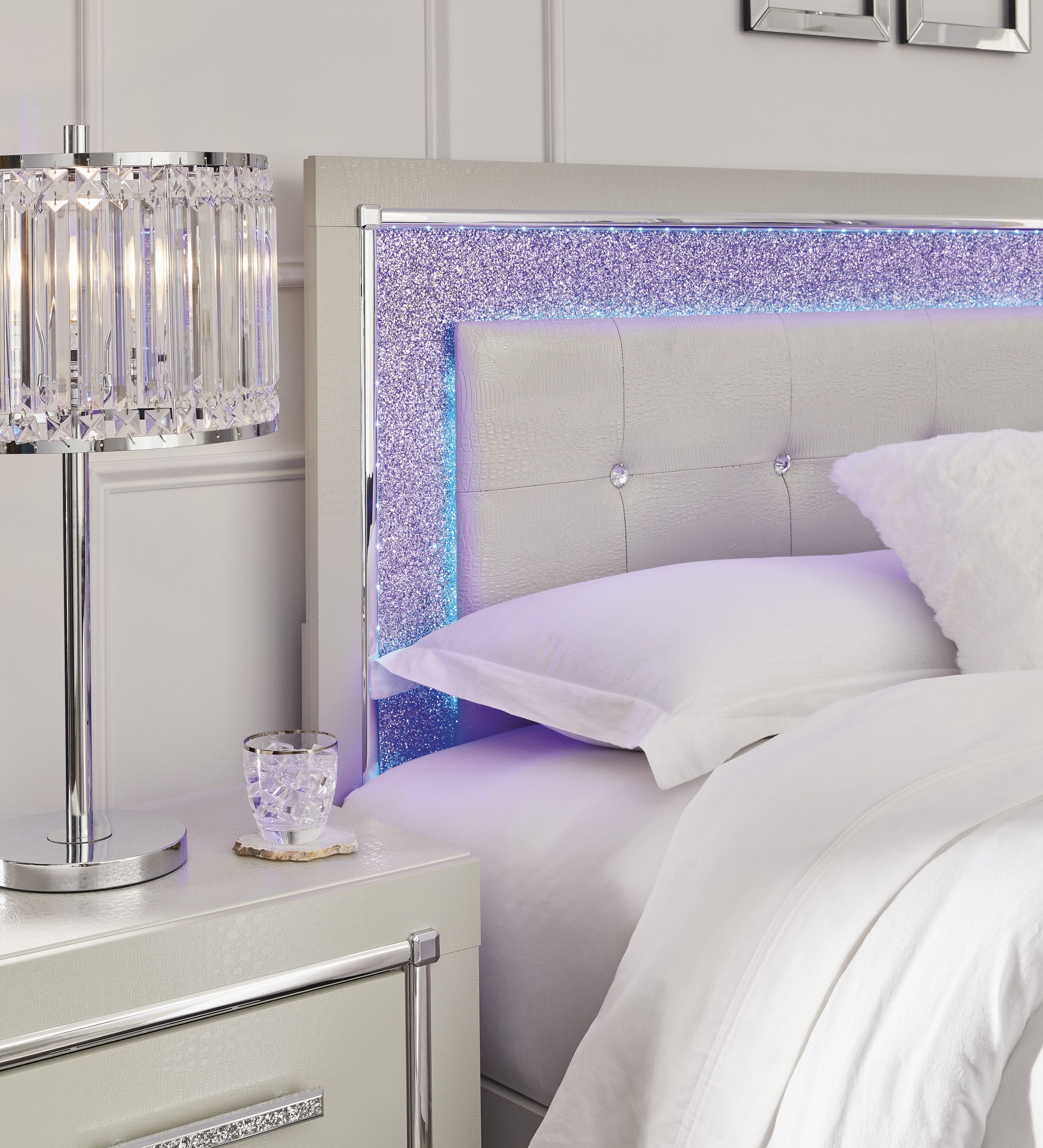 Zyniden Upholstered Panel Bedroom Set w/LED Light