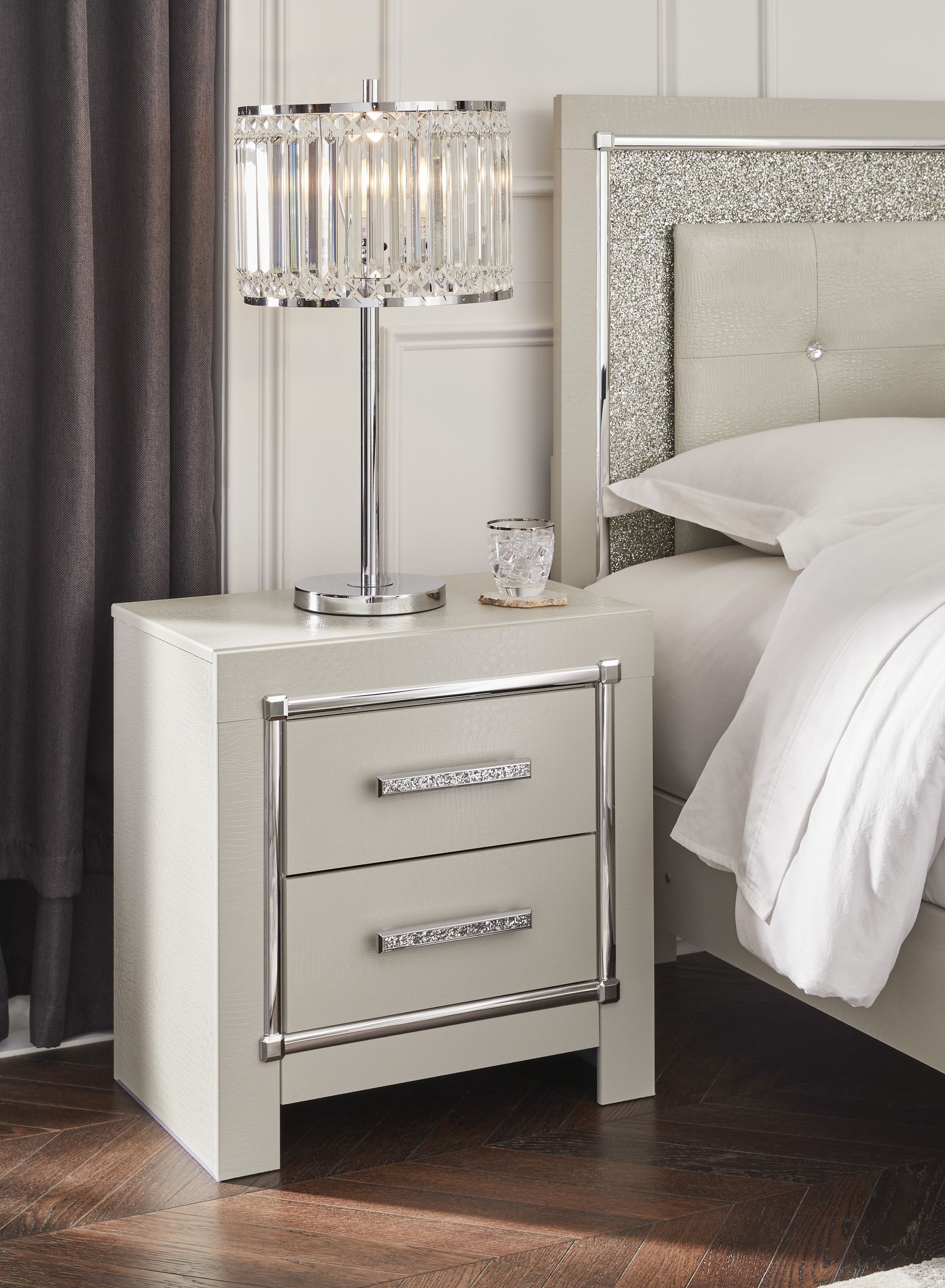 Zyniden Wood/PU Nightstand w/2 Drawers