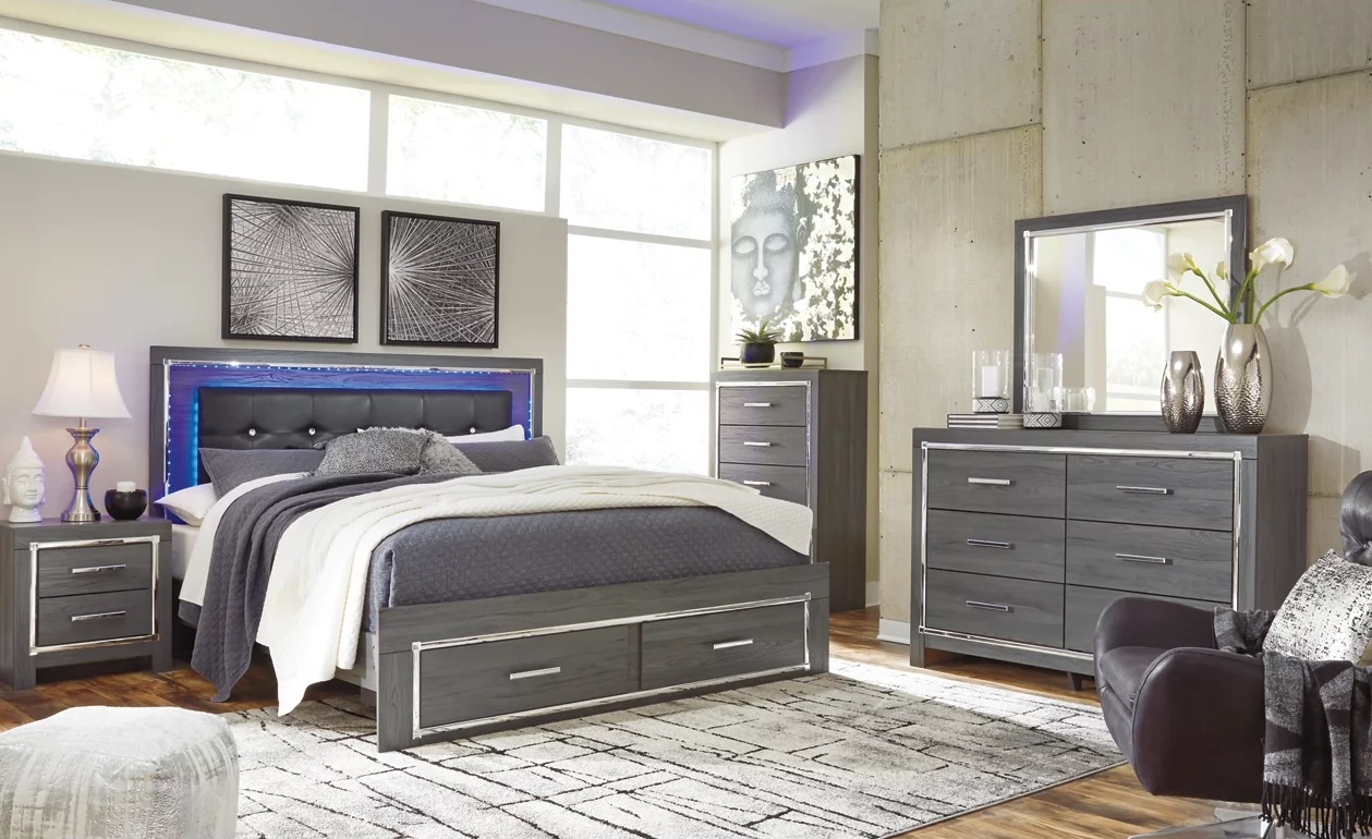 Lodanna Faux Leather/Wood Panel Storage Bedroom Set w/LED Lighting
