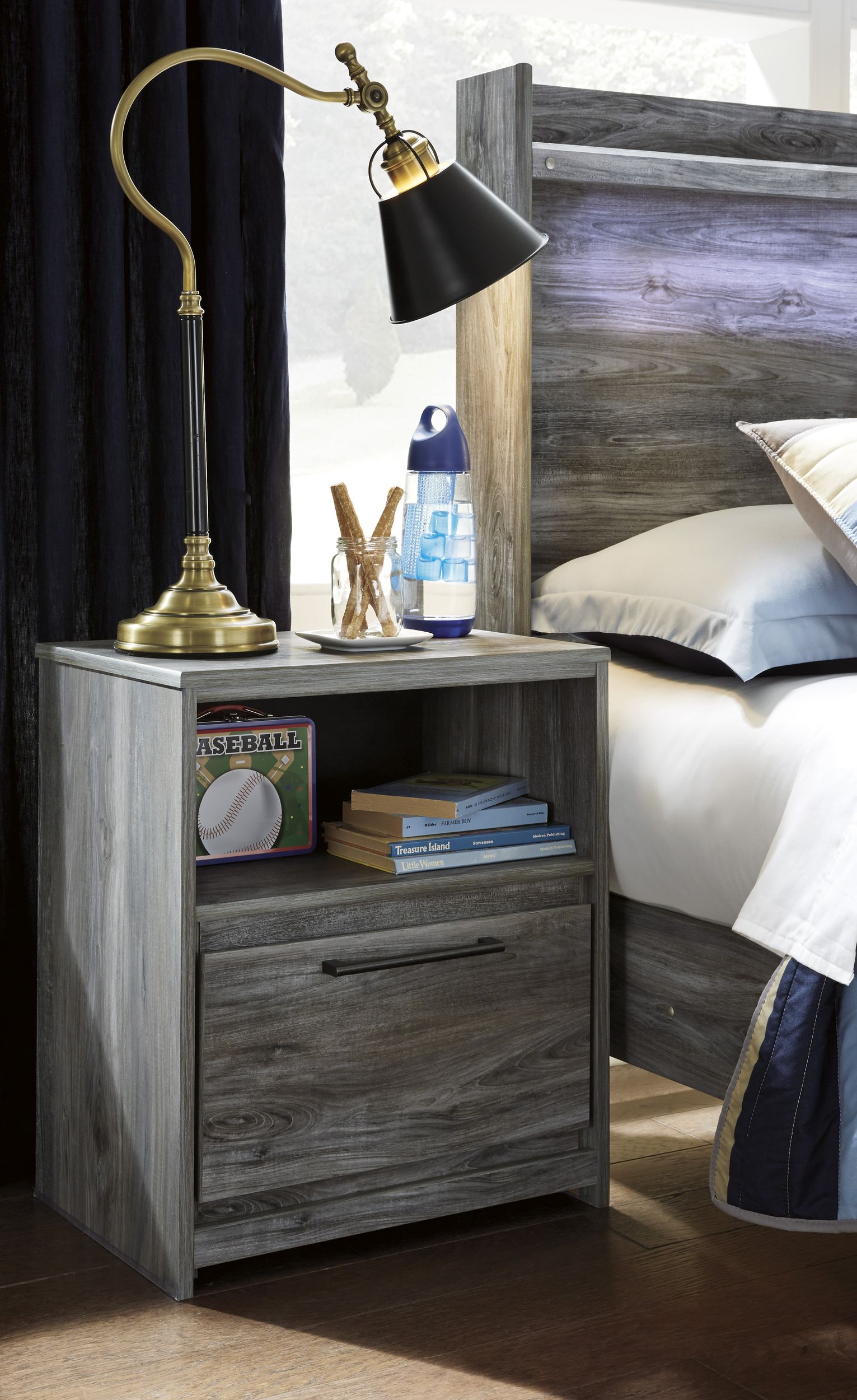 Baystorm MDF/Wood Veneer Nightstand w/Drawer