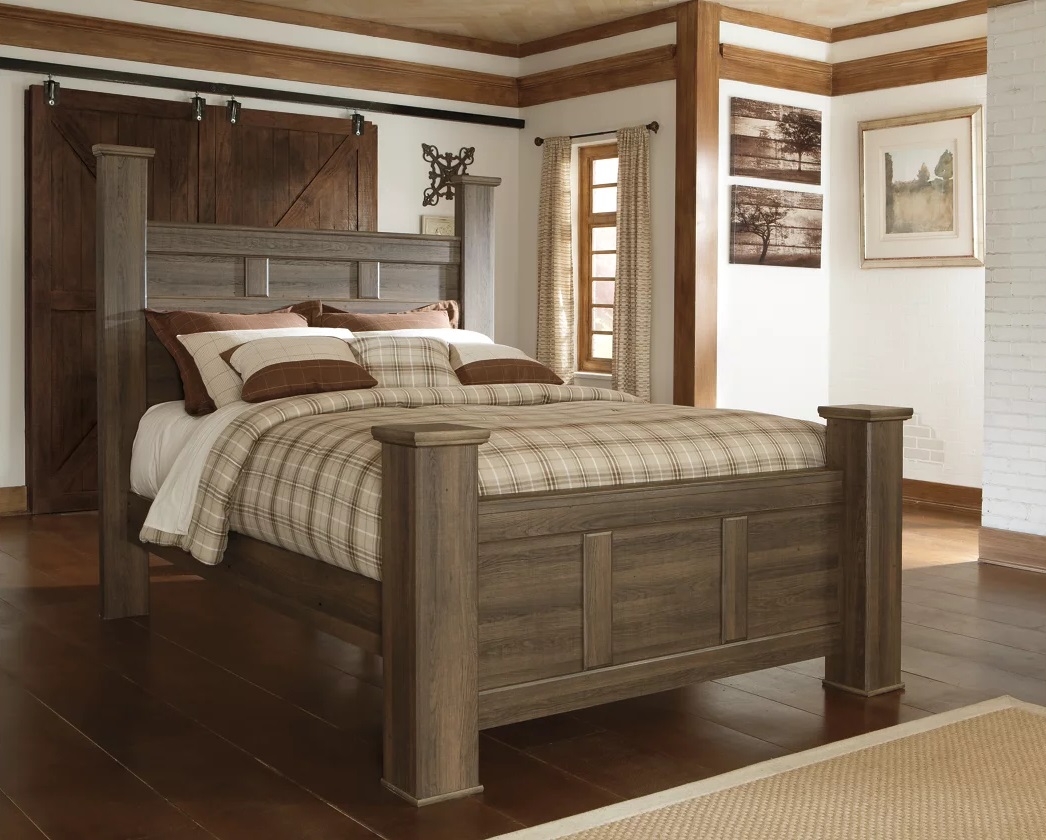Juararo Wood Poster Bedroom Set