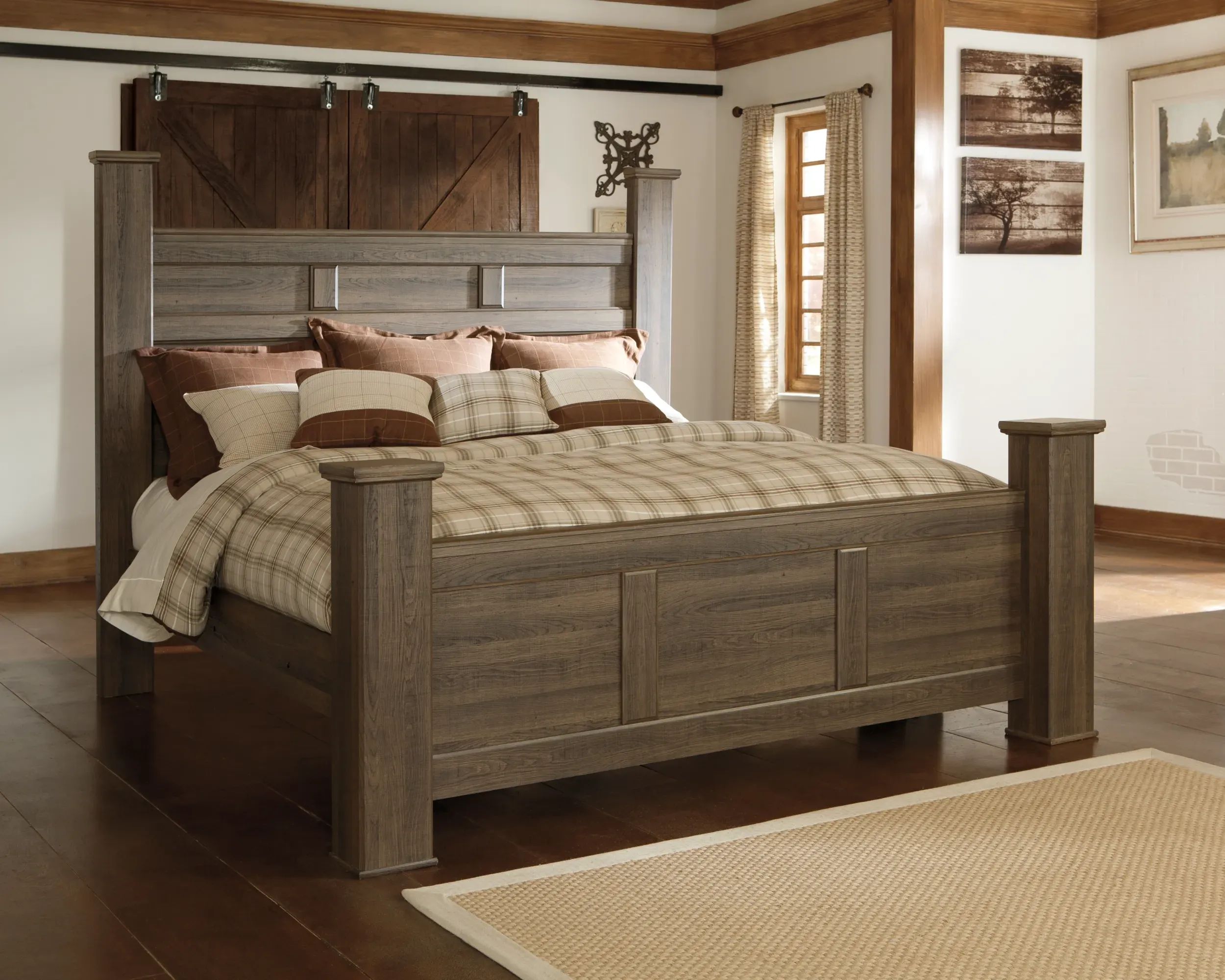 Juararo Wood Poster Bed, King Size
