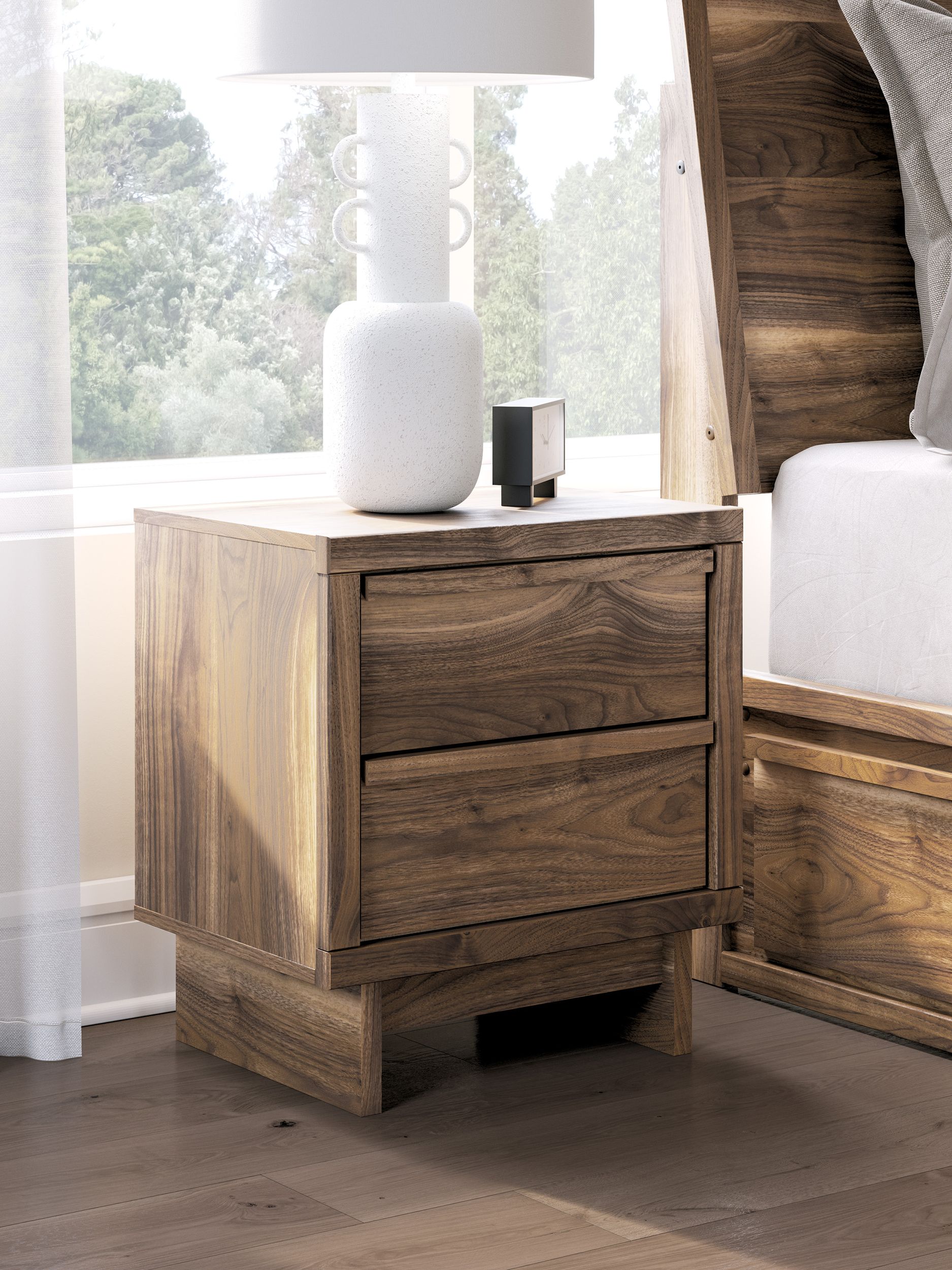 Chirason Upholstered Panel Bedroom Set