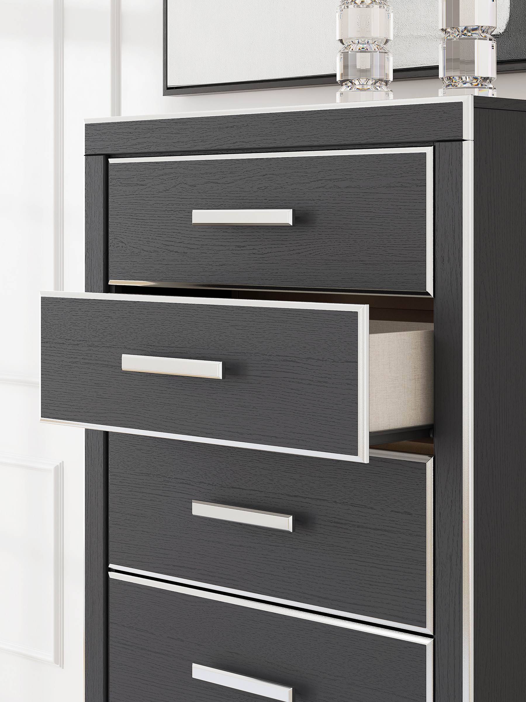 Zuraleus Wood/Polyester Panel Bedroom Set