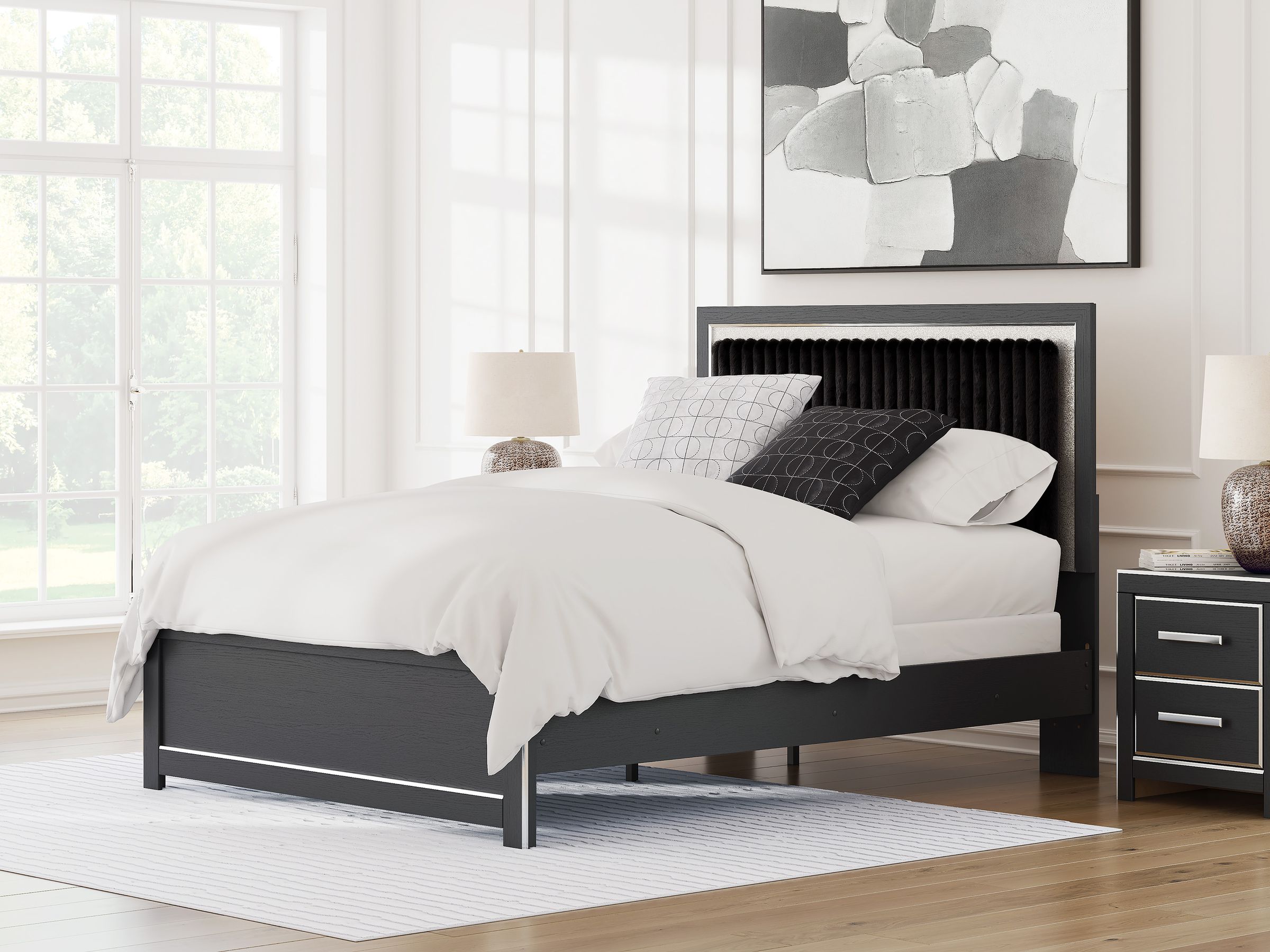 Zuraleus Wood/Polyester Panel Bedroom Set