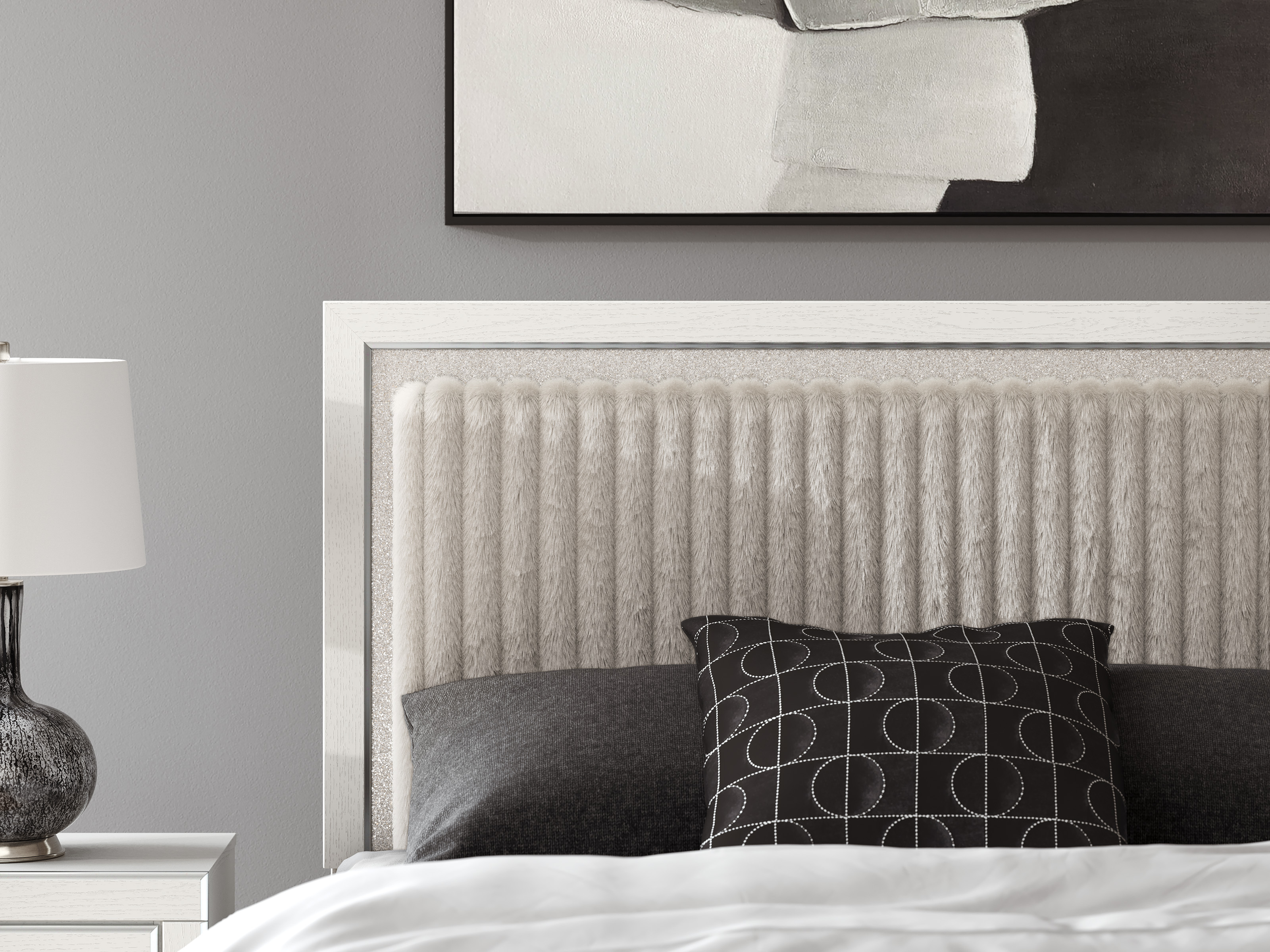 Zuraleus Wood/Polyester Panel Bedroom Set