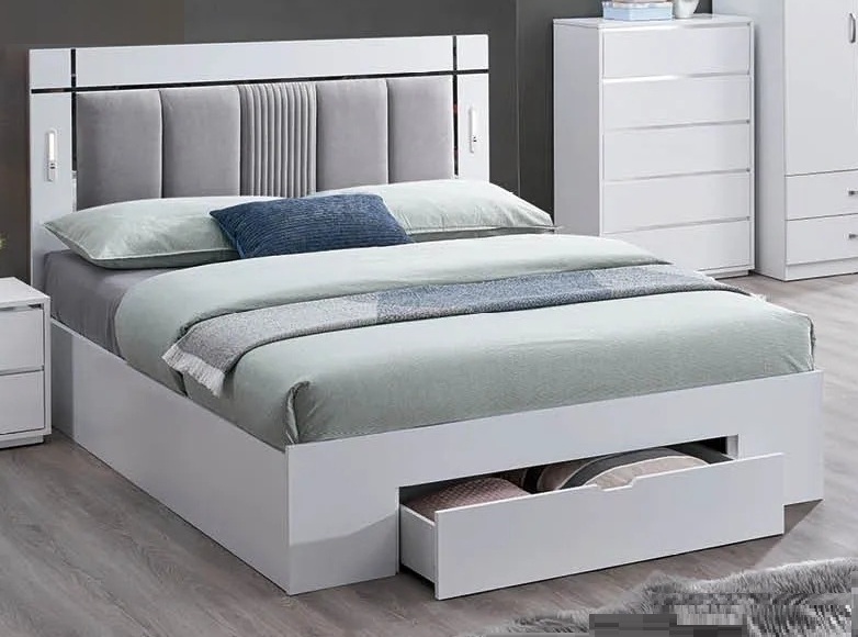 B38 Storage Platform Bedroom Set with LED Light