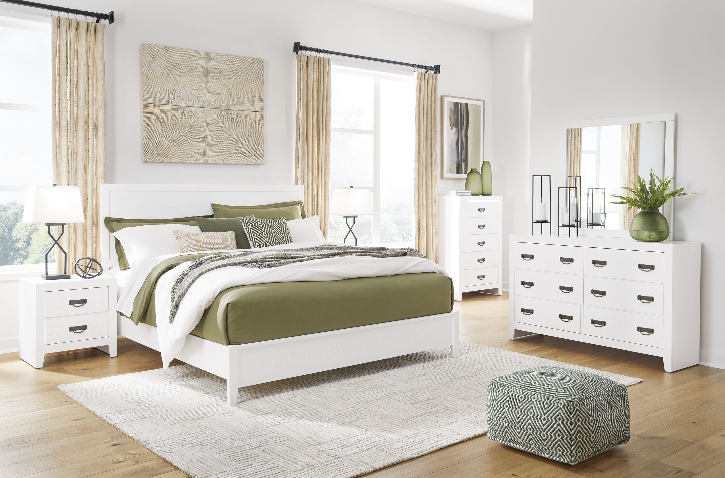 Binterglen MDF/Wood Veneer Panel Bedroom Set