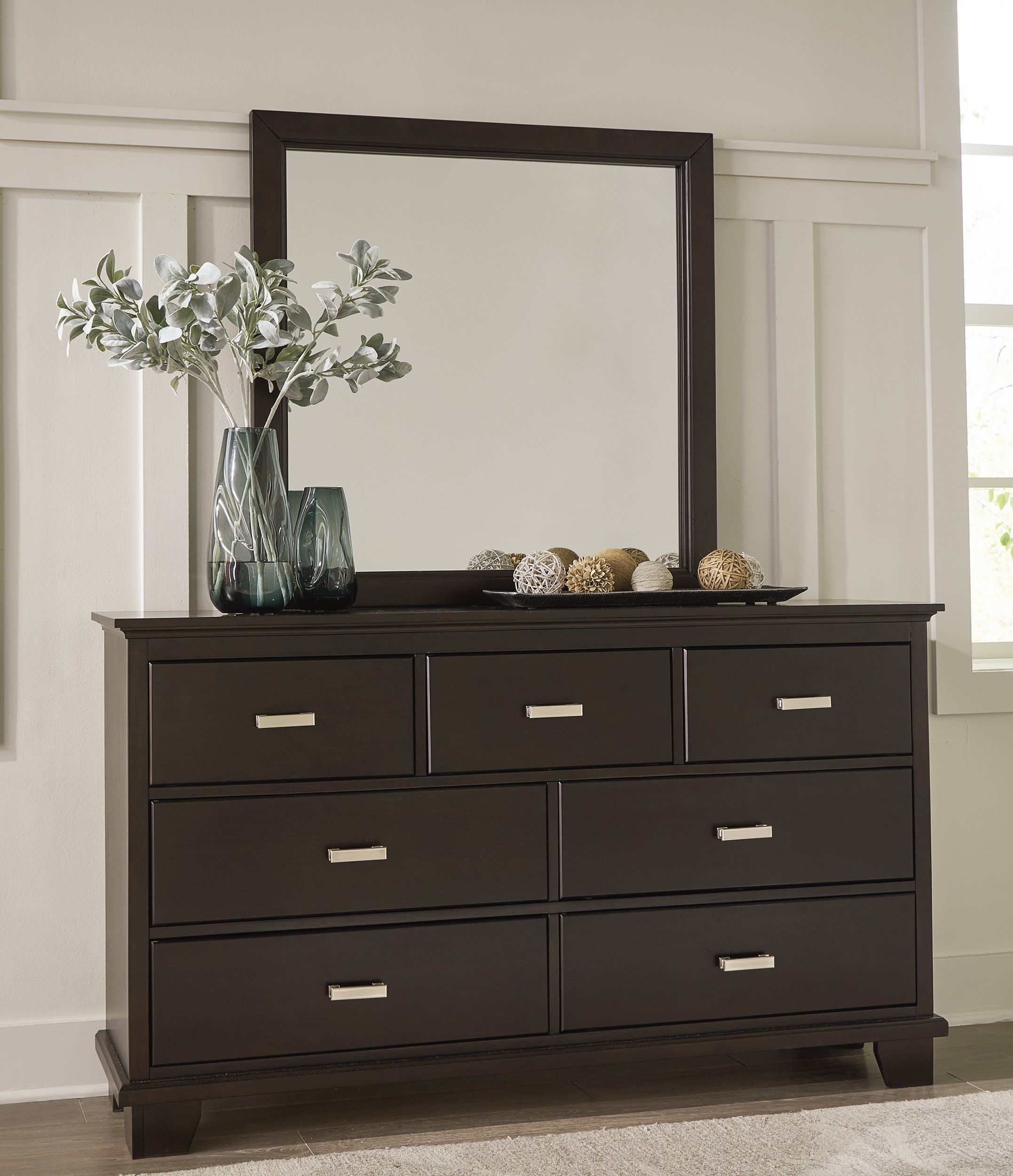 Covetown Wood Panel Bedroom Set