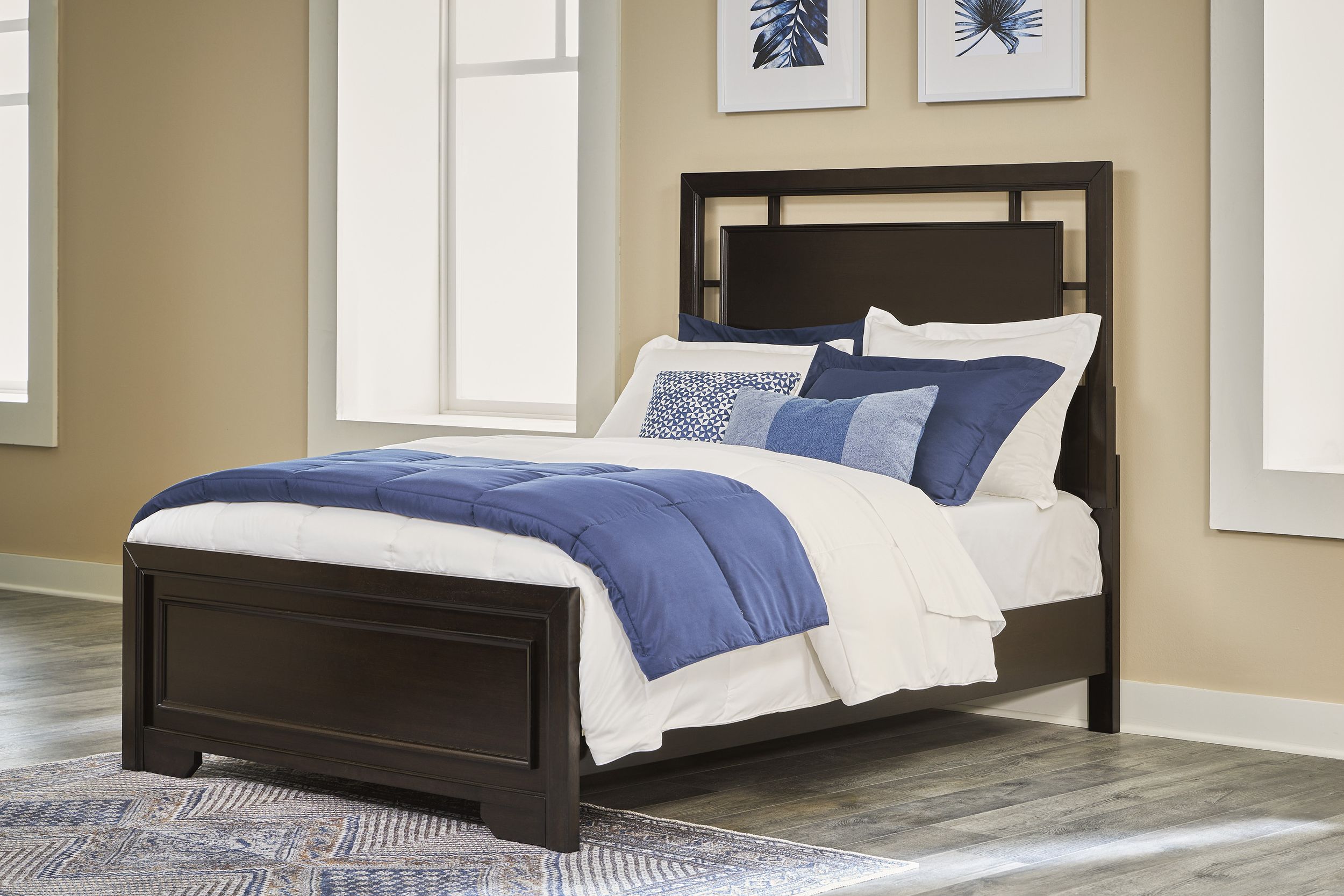 Covetown Wood Panel Bed, Full Size
