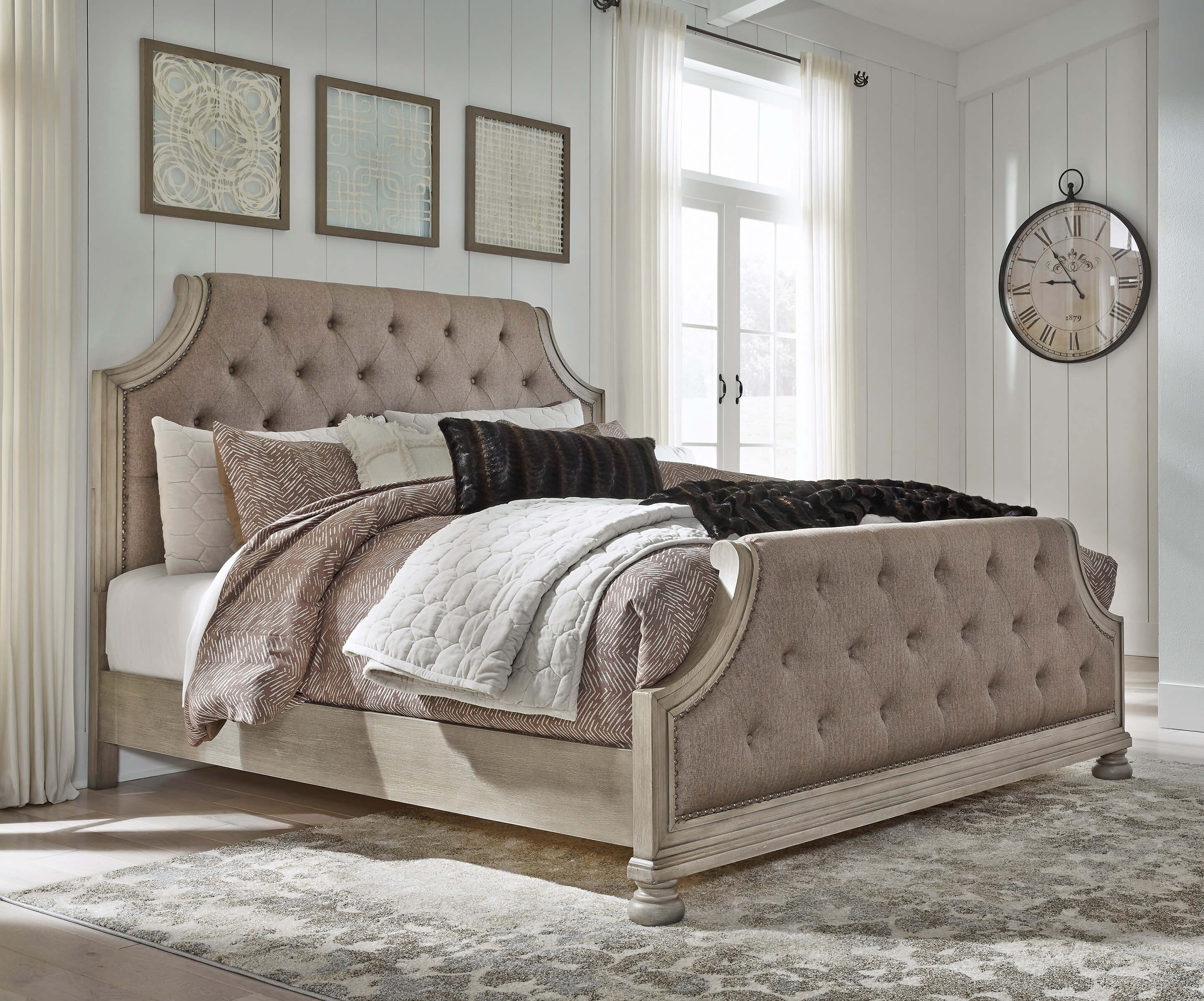 Ashley SM Falkhurst Fabric Upholstered Panel Bedroom Set