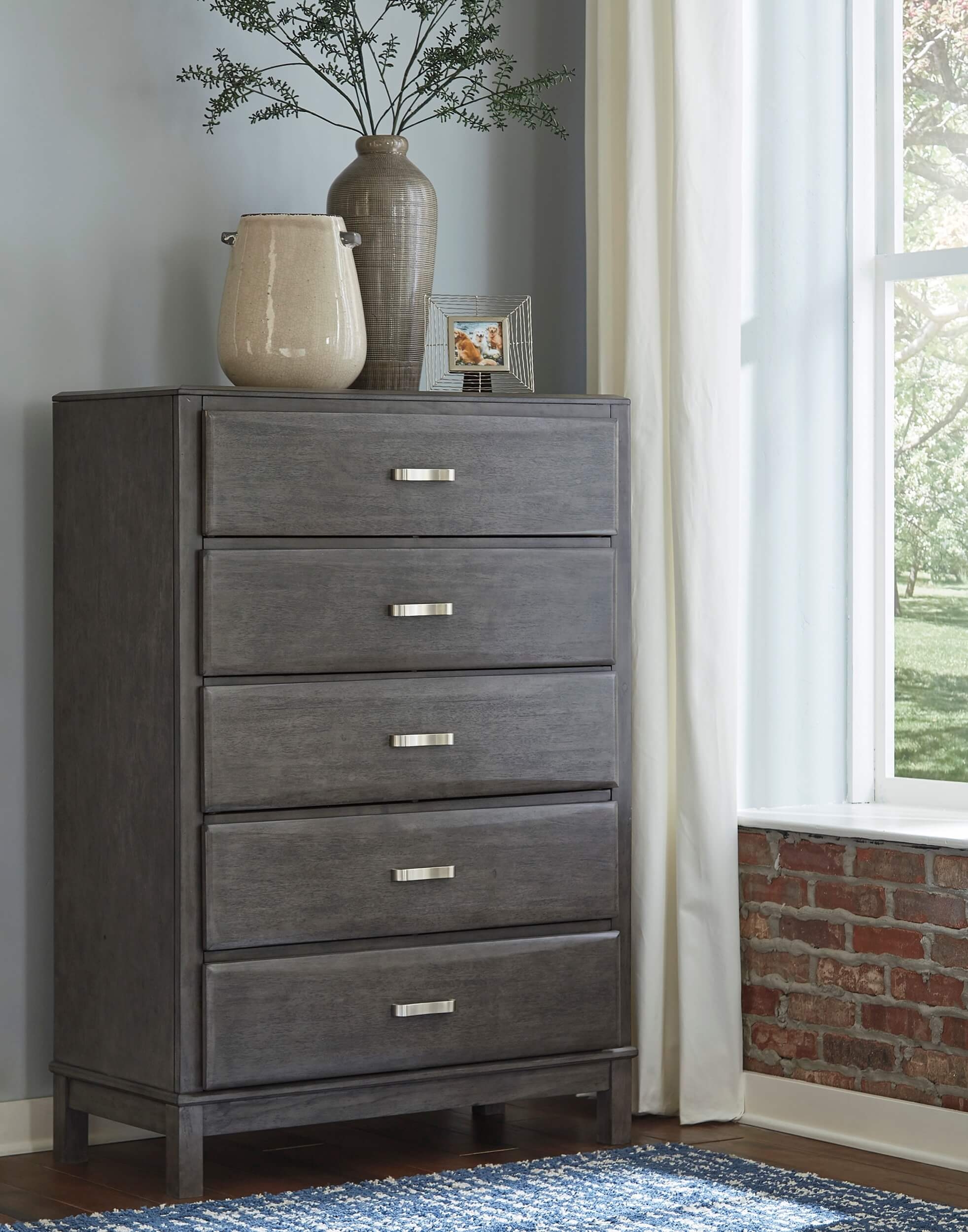 Caitbrook Wood Storage Bedroom Set