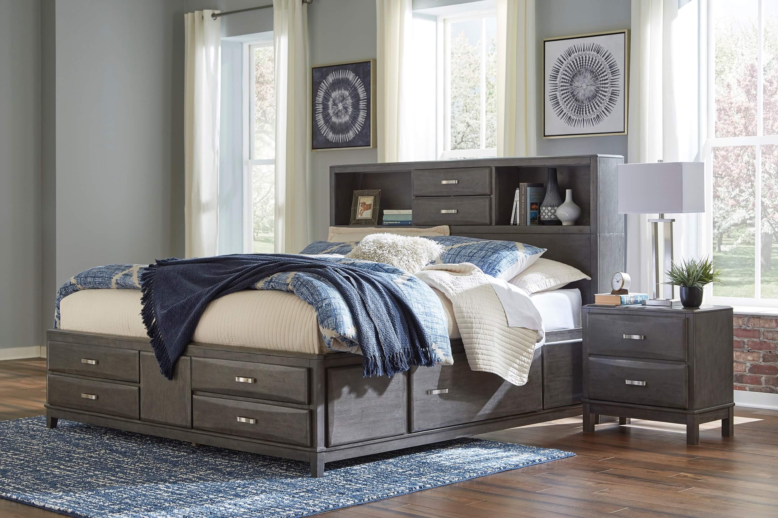 Caitbrook Wood Storage Bed w/8 Drawers