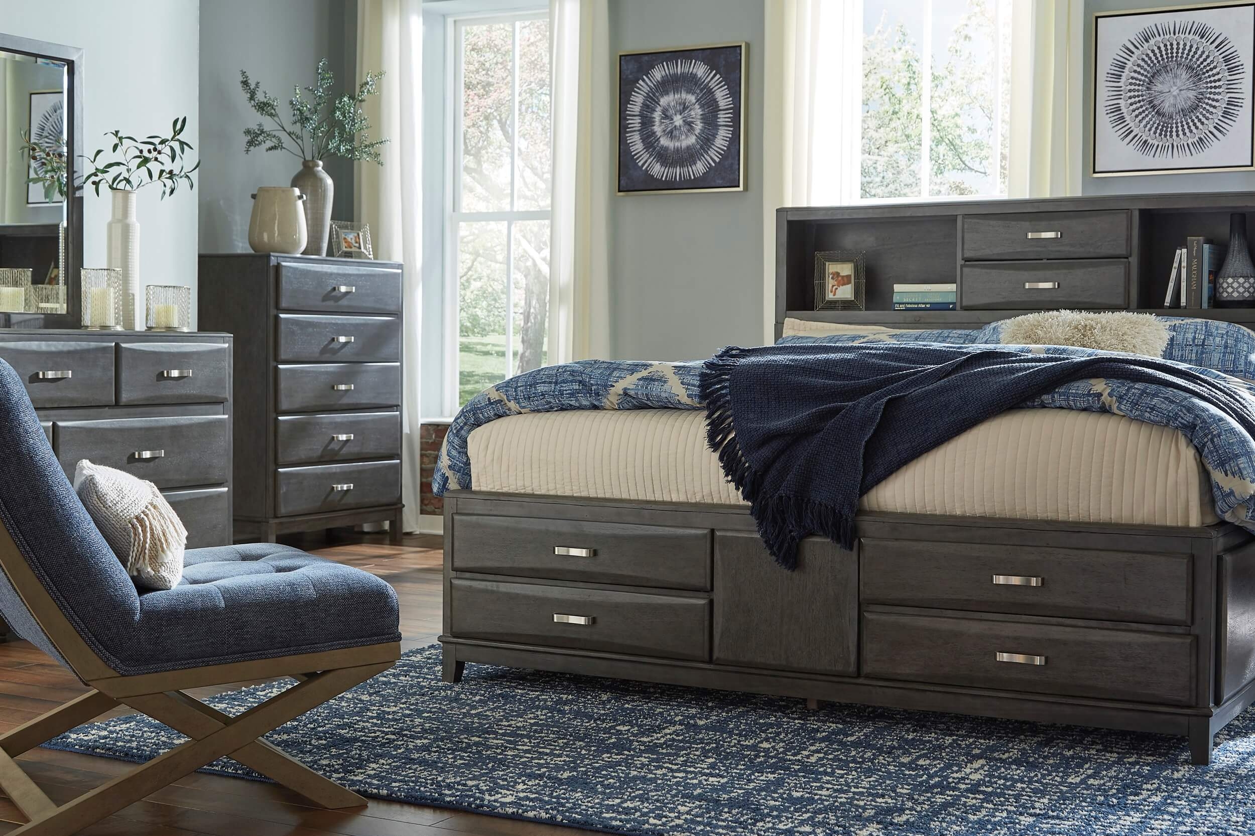 Caitbrook Wood Storage Bed w/8 Drawers, California King Size