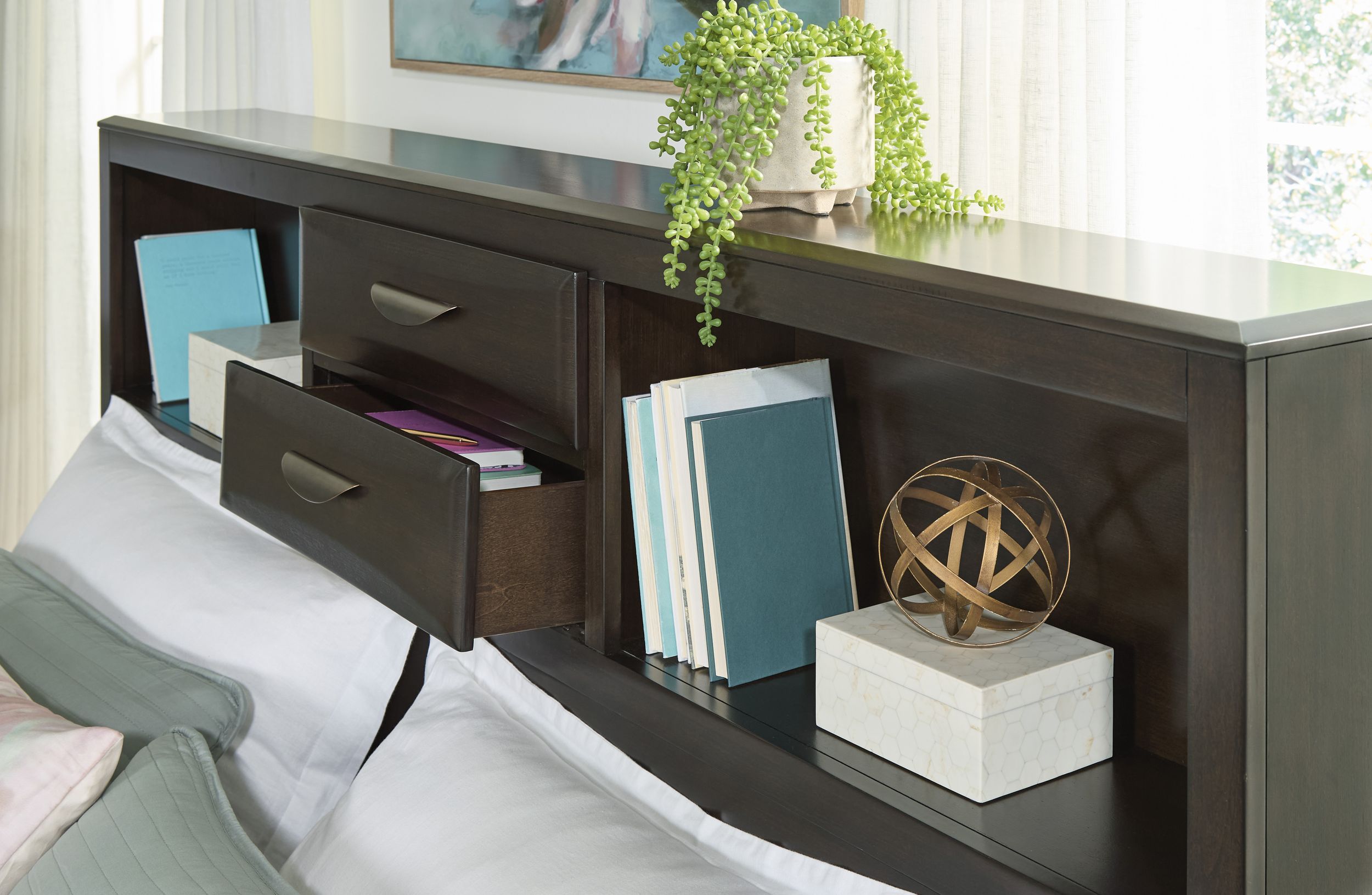 Vanmore Wood Platform Storage Bed, Queen Size